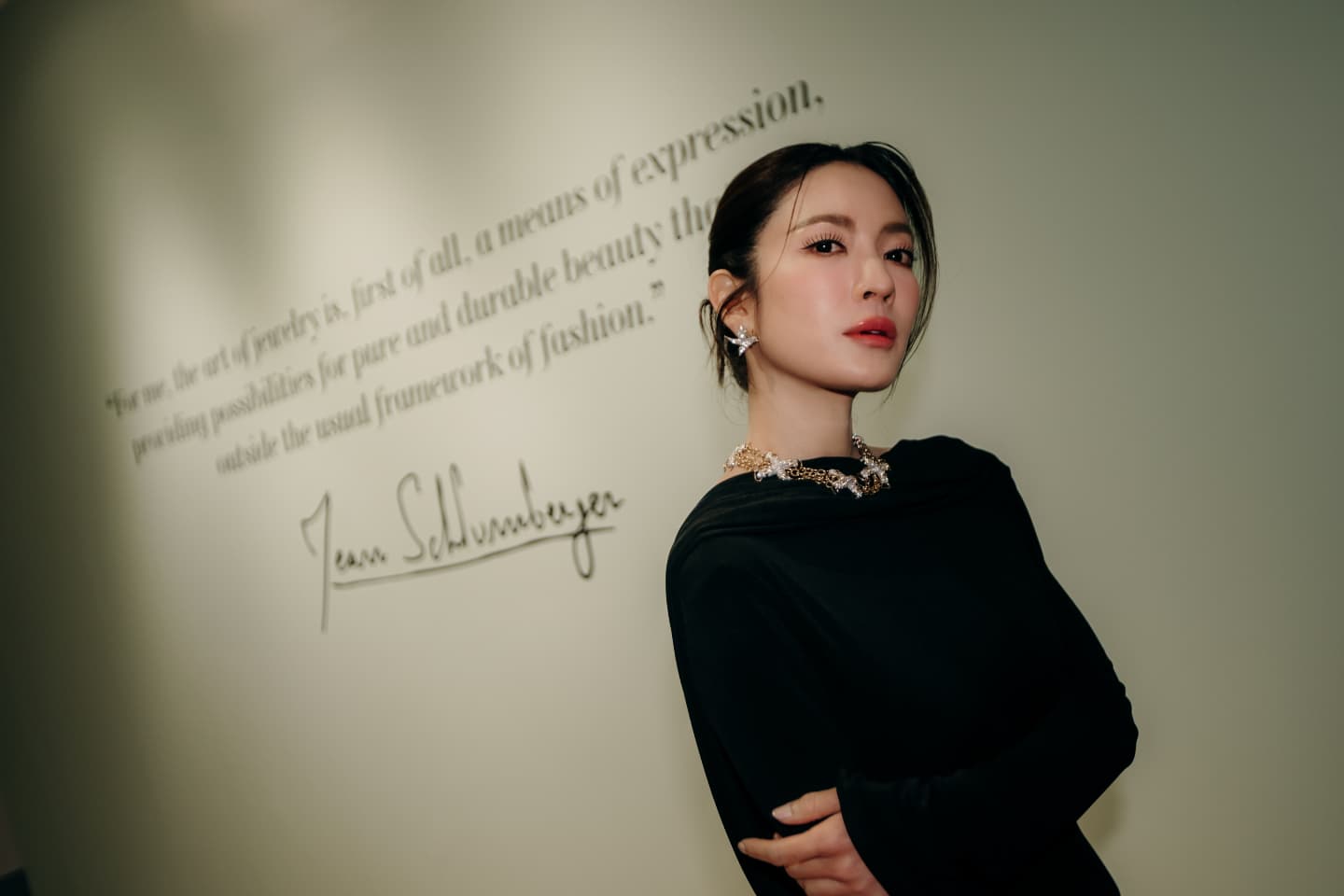 แอฟ - ทักษอร ภักดิ์สุขเจริญ