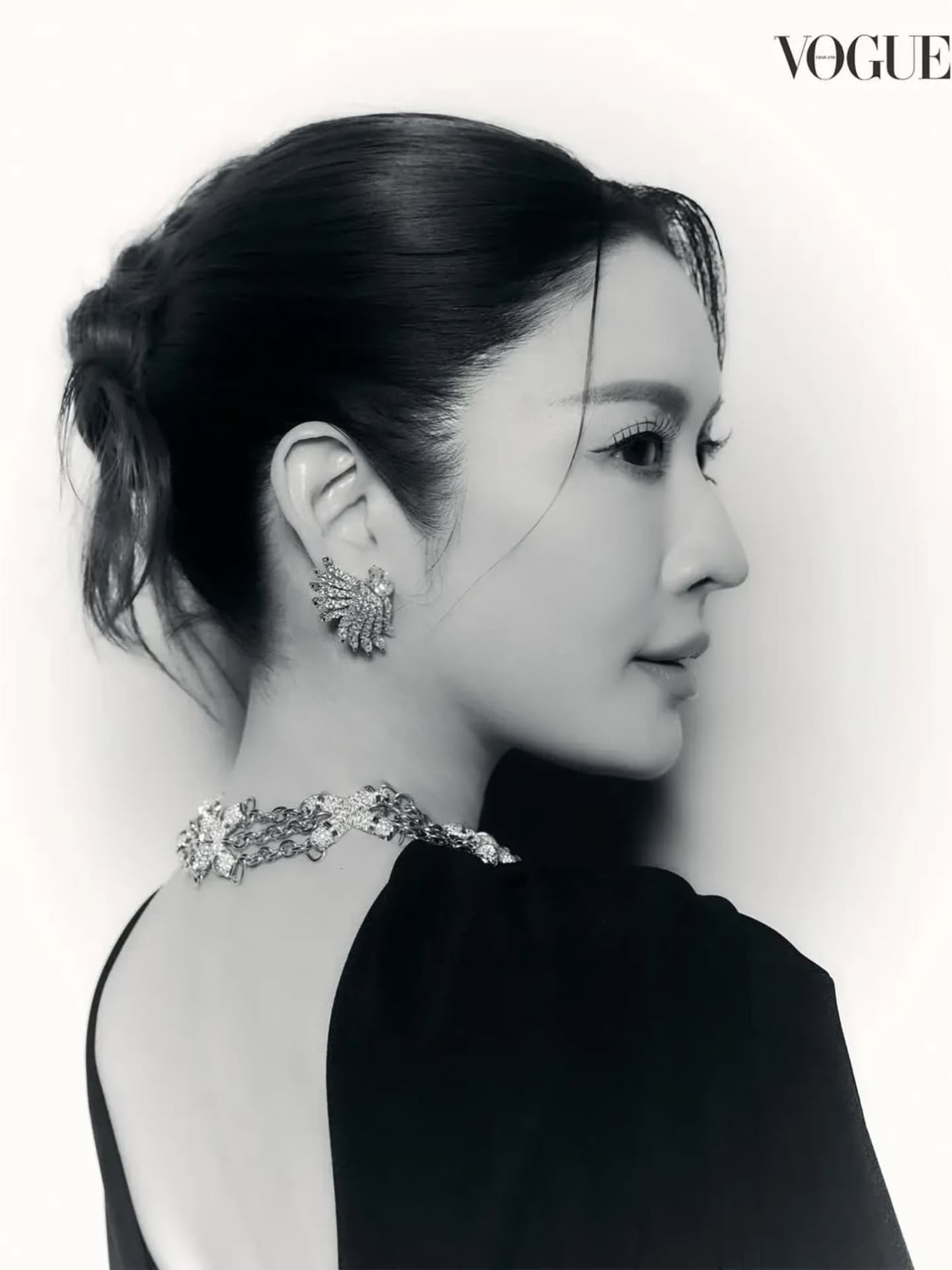แอฟ - ทักษอร ภักดิ์สุขเจริญ