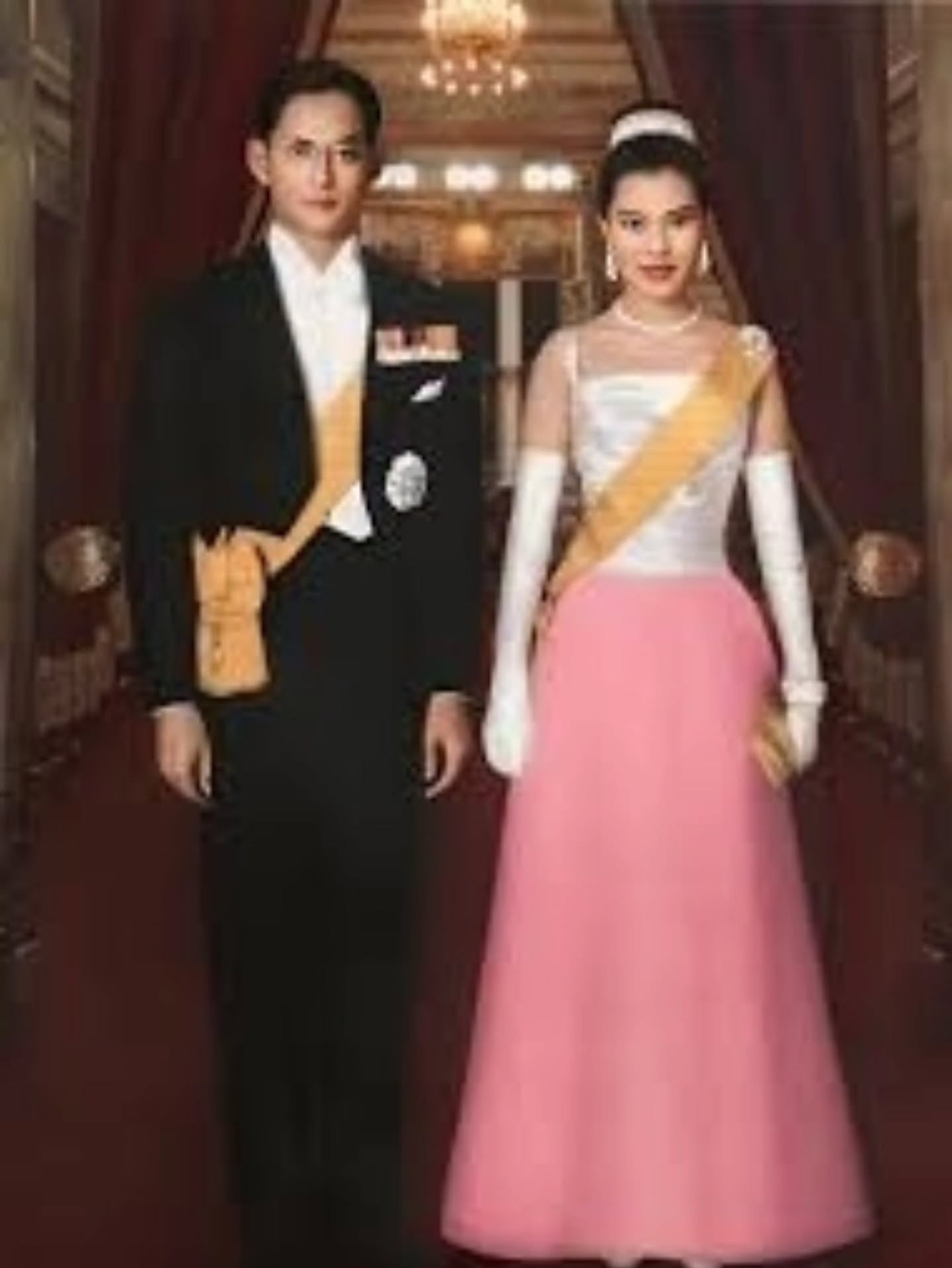 แอฟ - ทักษอร ภักดิ์สุขเจริญ