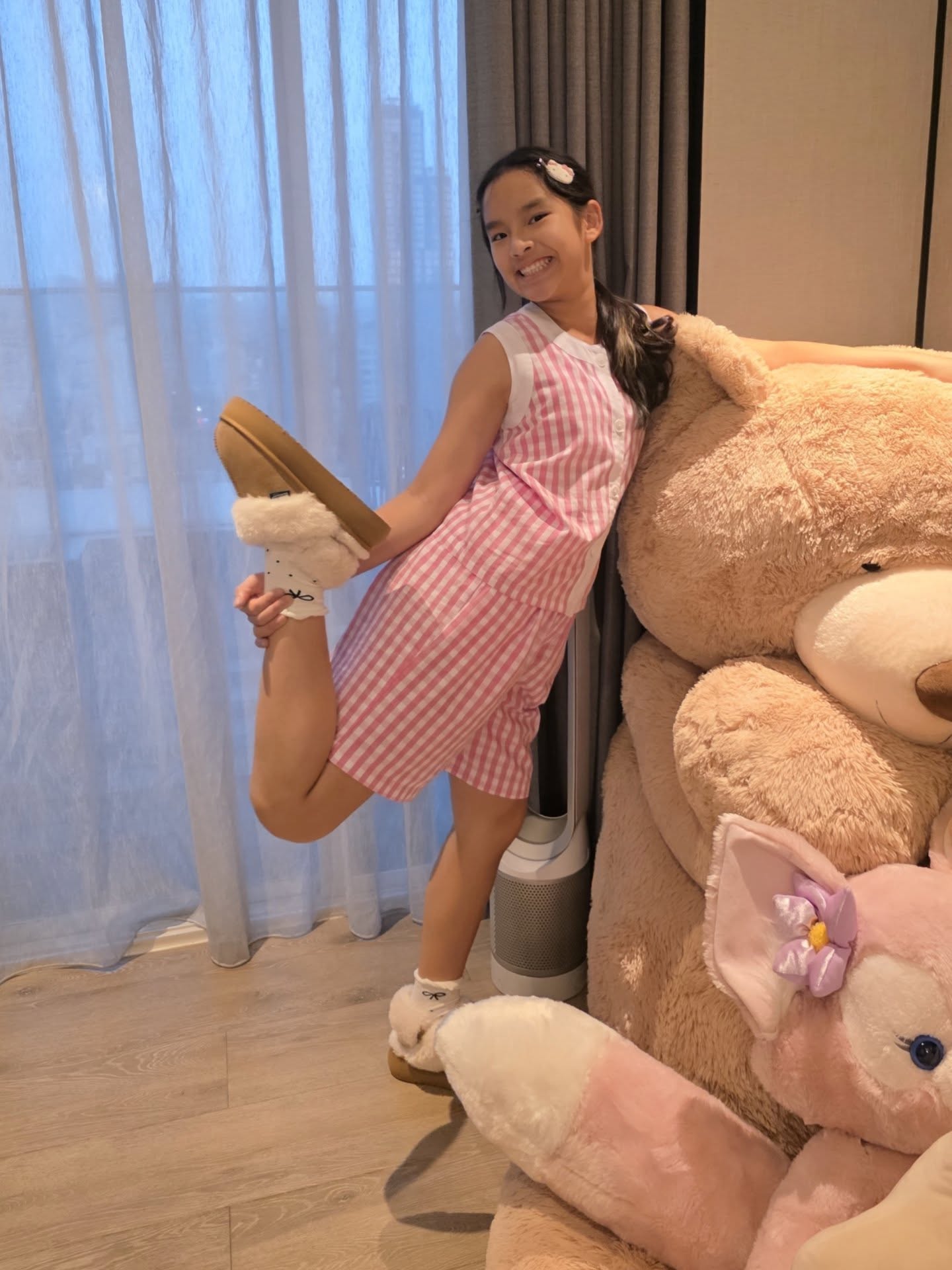 แอฟ - ทักษอร ภักดิ์สุขเจริญ