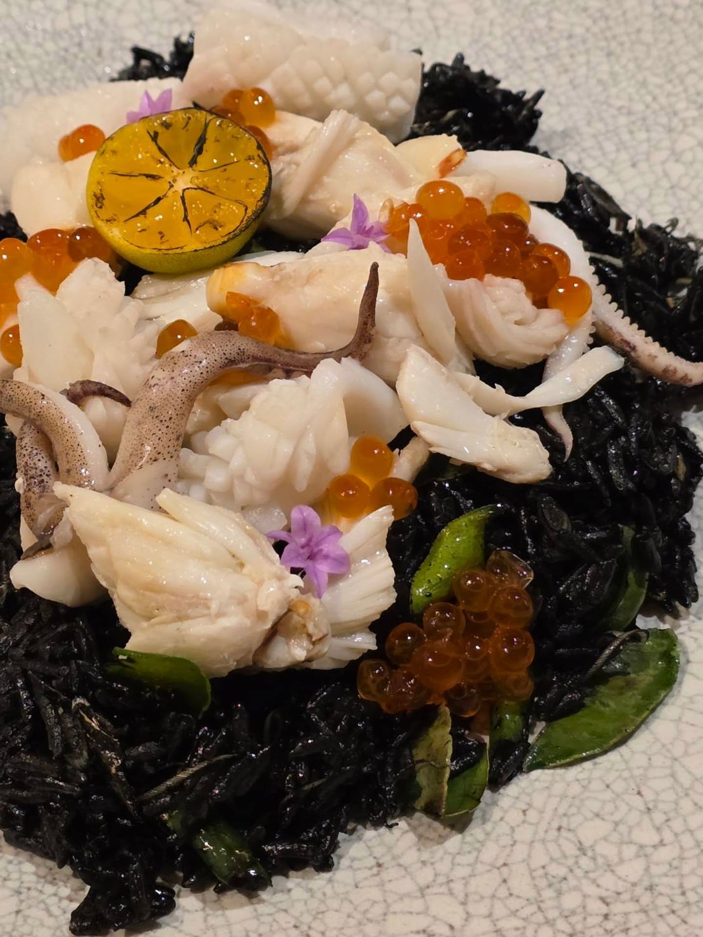 แอฟ - ทักษอร ภักดิ์สุขเจริญ