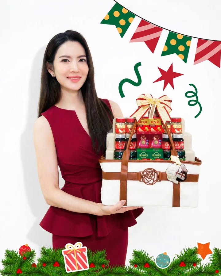 แอฟ - ทักษอร ภักดิ์สุขเจริญ