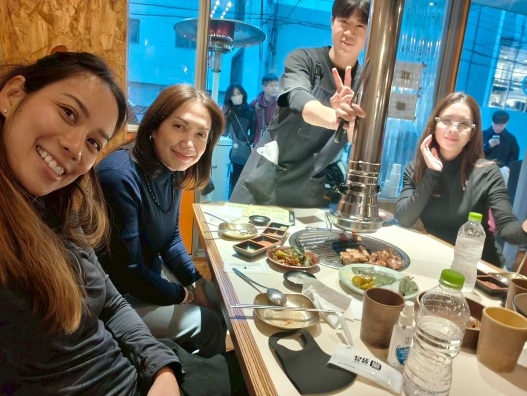 แอฟ - ทักษอร ภักดิ์สุขเจริญ