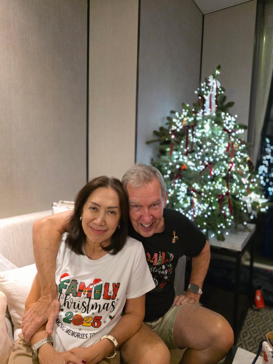 แอฟ - ทักษอร ภักดิ์สุขเจริญ