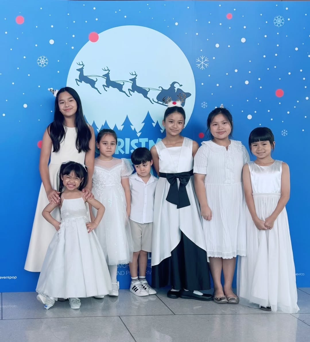 แอฟ - ทักษอร ภักดิ์สุขเจริญ