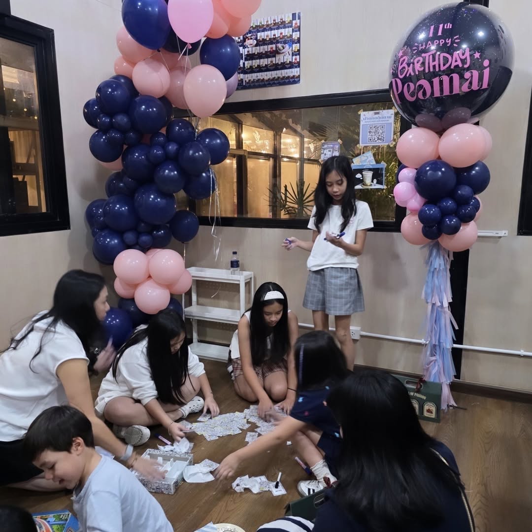 แอฟ - ทักษอร ภักดิ์สุขเจริญ