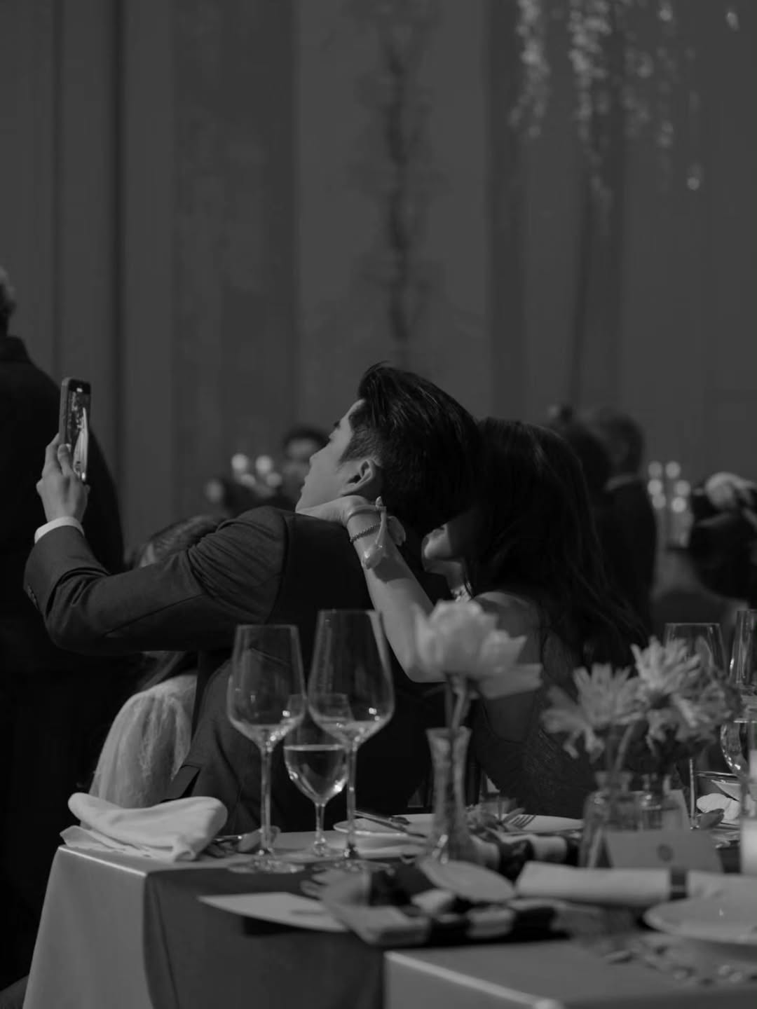 แอฟ - ทักษอร ภักดิ์สุขเจริญ