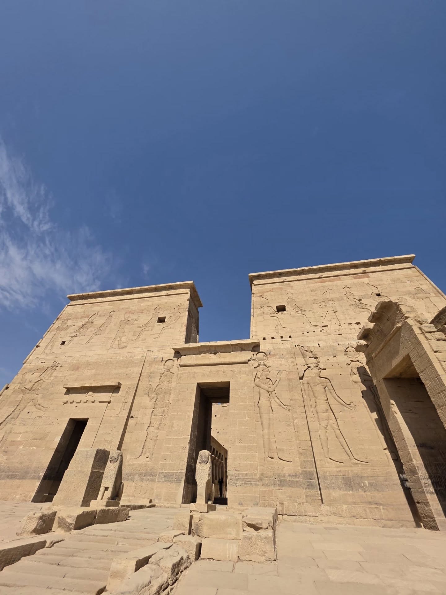 แอฟ - ทักษอร ภักดิ์สุขเจริญ