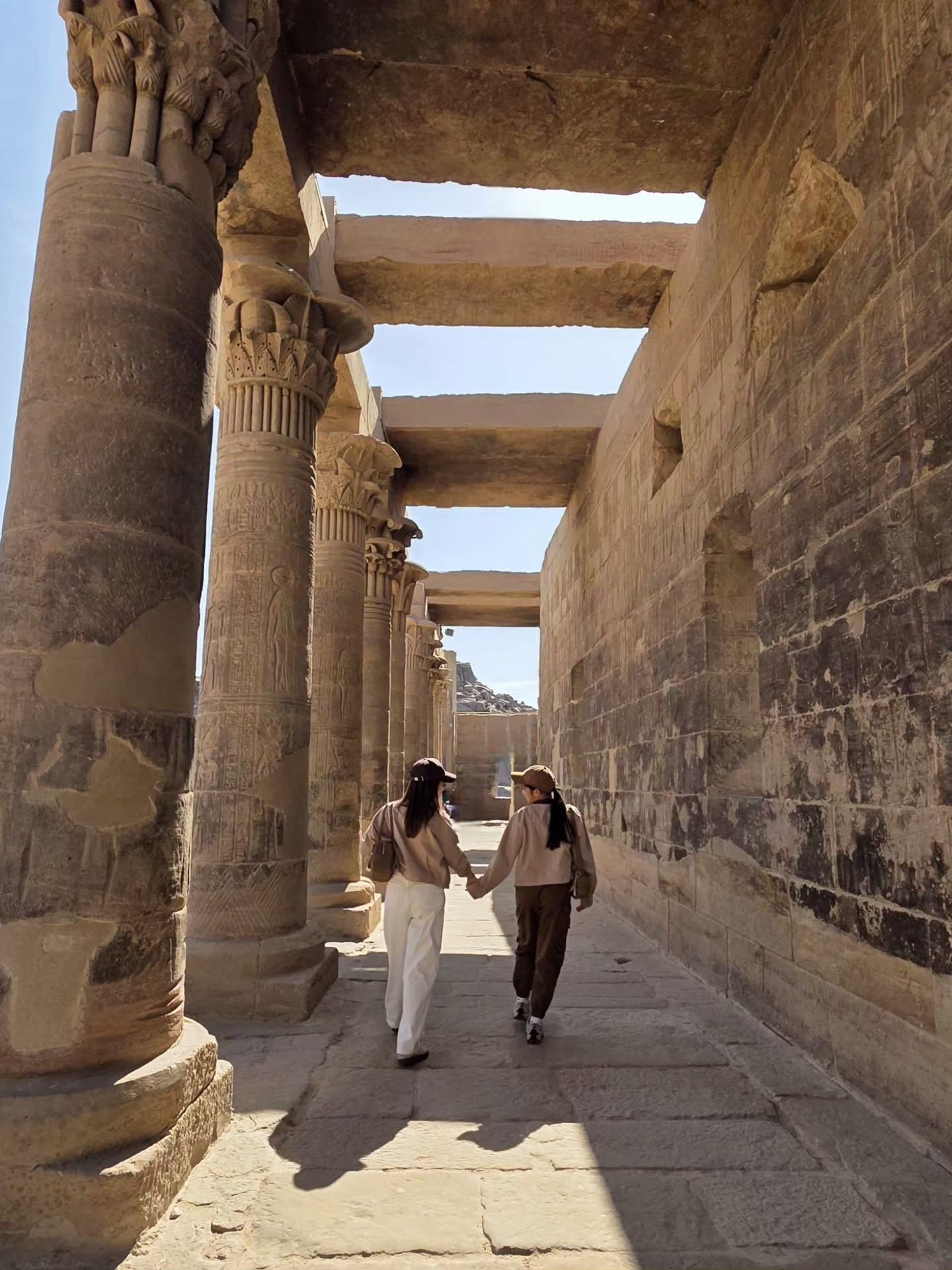 แอฟ - ทักษอร ภักดิ์สุขเจริญ