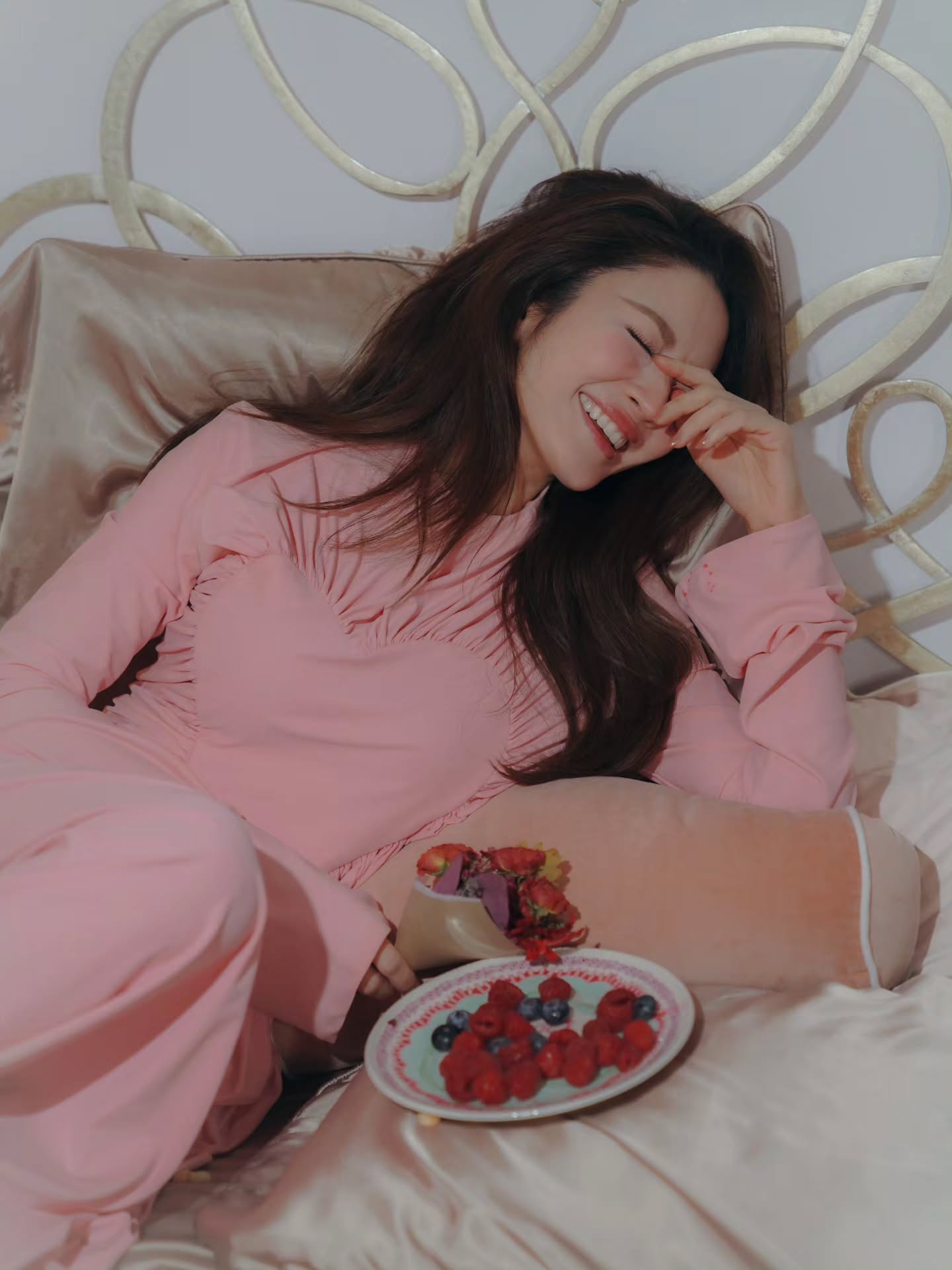 แอฟ - ทักษอร ภักดิ์สุขเจริญ