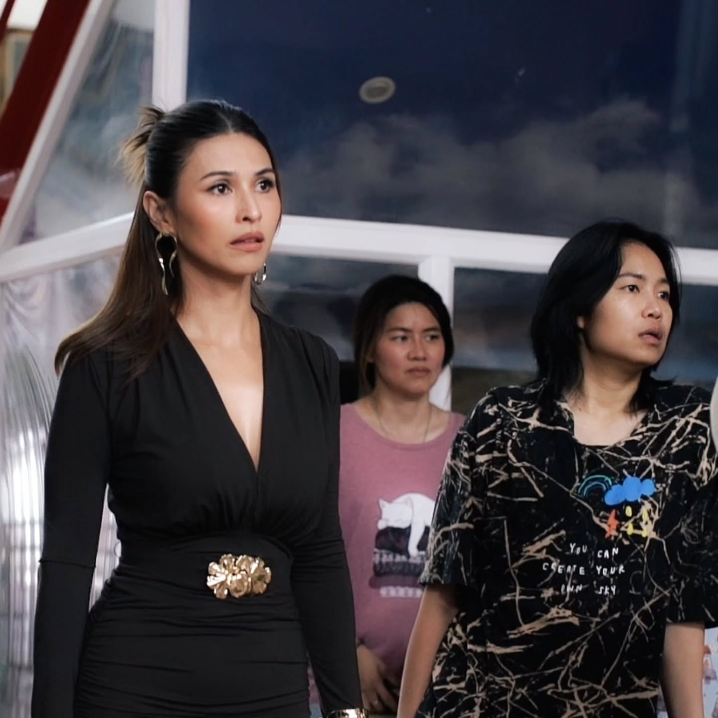 แอฟ - ทักษอร ภักดิ์สุขเจริญ