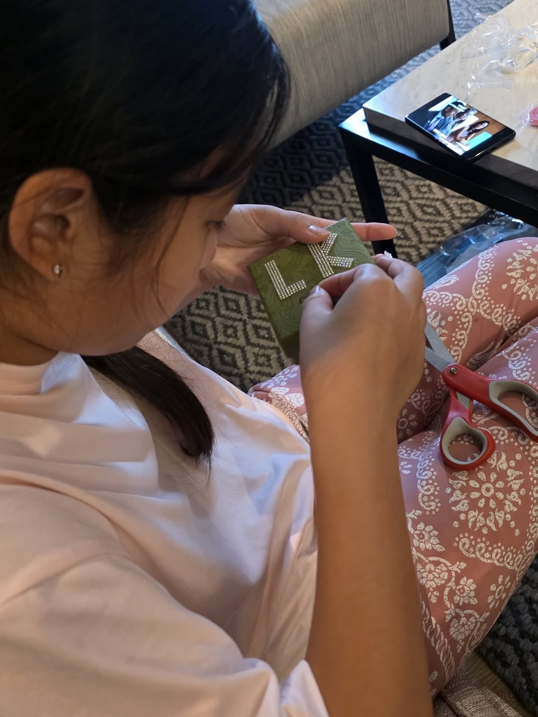 แอฟ - ทักษอร ภักดิ์สุขเจริญ