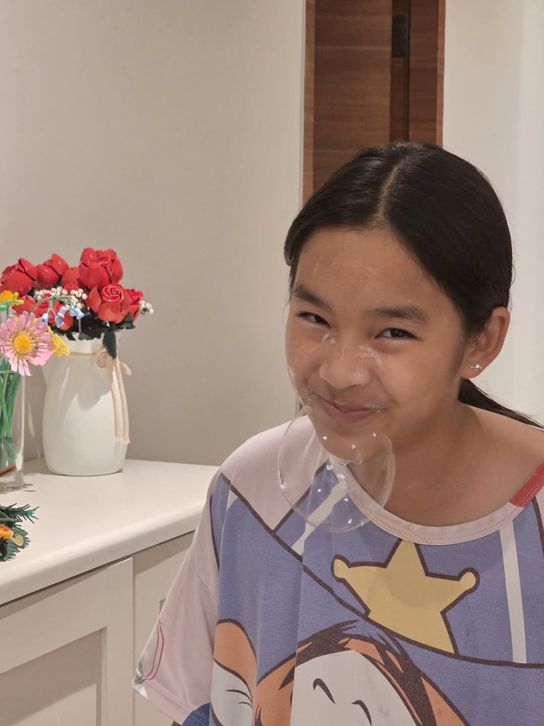 แอฟ - ทักษอร ภักดิ์สุขเจริญ