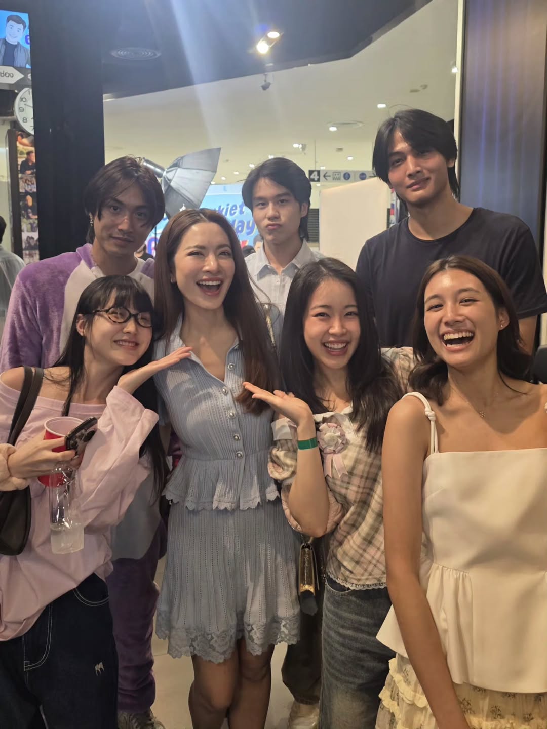 แอฟ - ทักษอร ภักดิ์สุขเจริญ