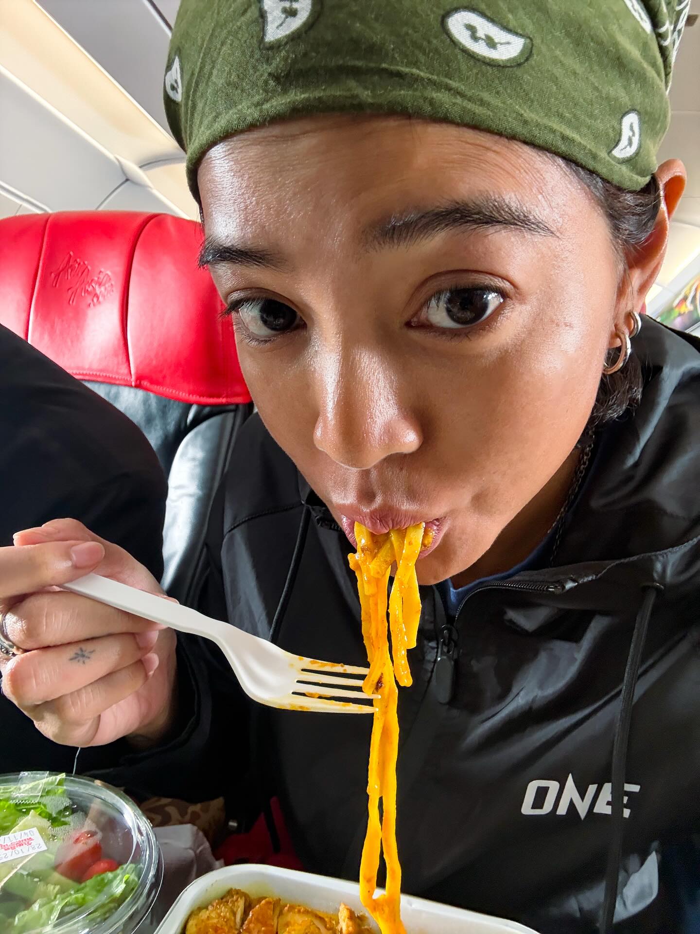 สายป่าน - อภิญญา สกุลเจริญสุข