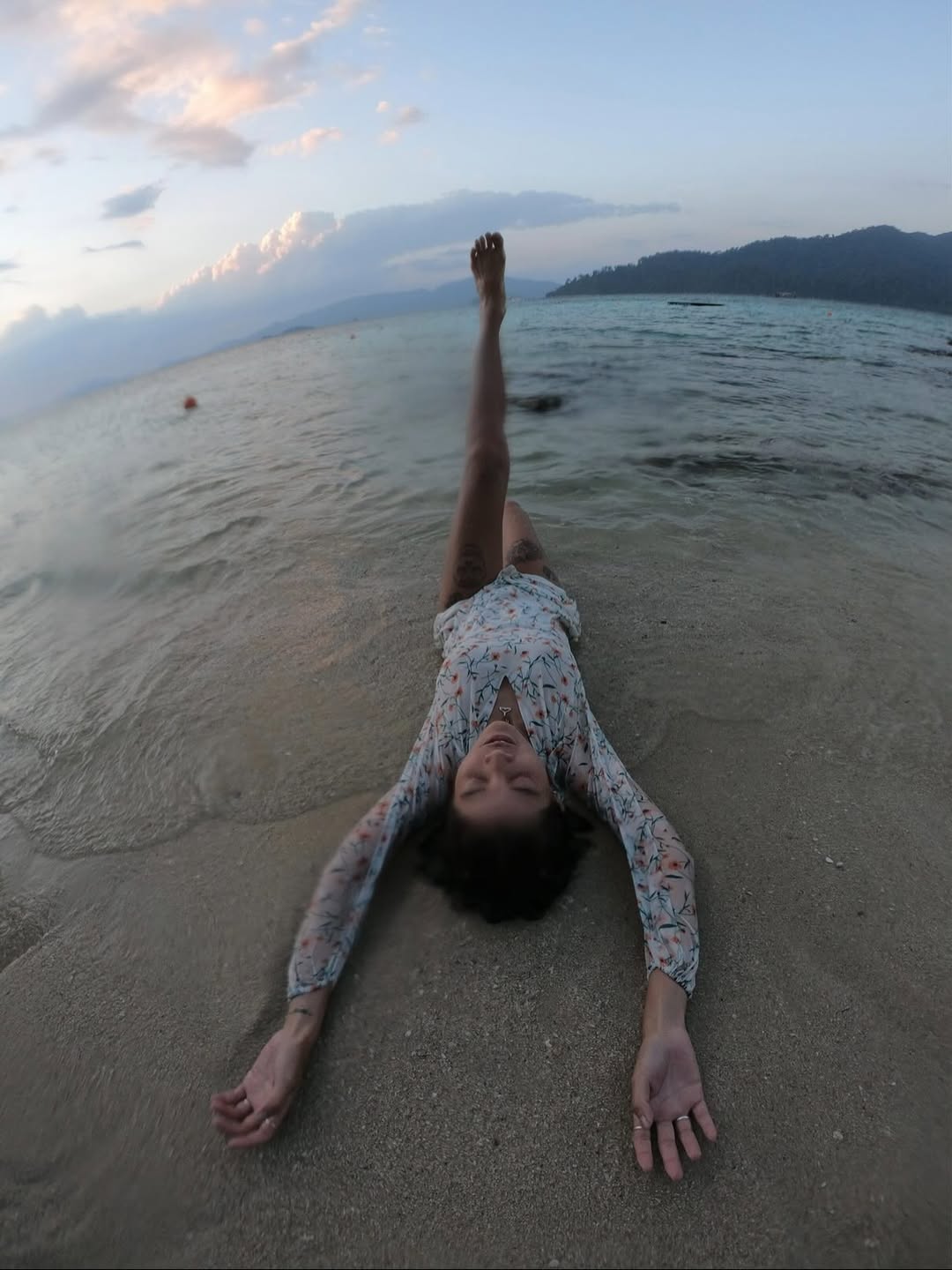 สายป่าน - อภิญญา สกุลเจริญสุข