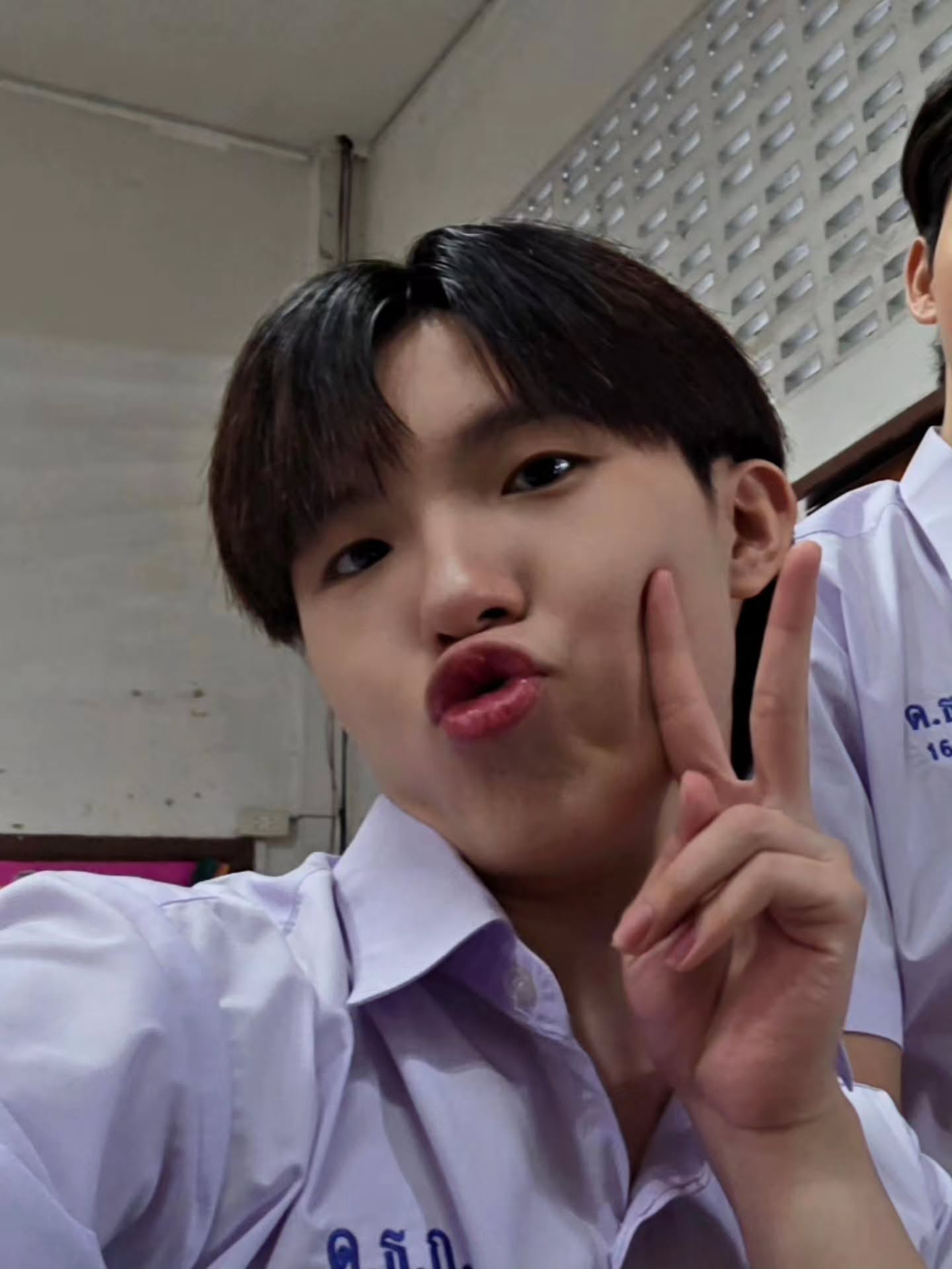 แอลม่อน - ภูมิสุวรรณ สุวรรณสถิตย์