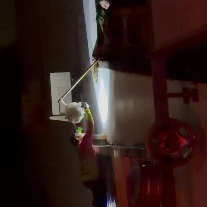 อั้ม - อธิชาติ ชุมนานนท์