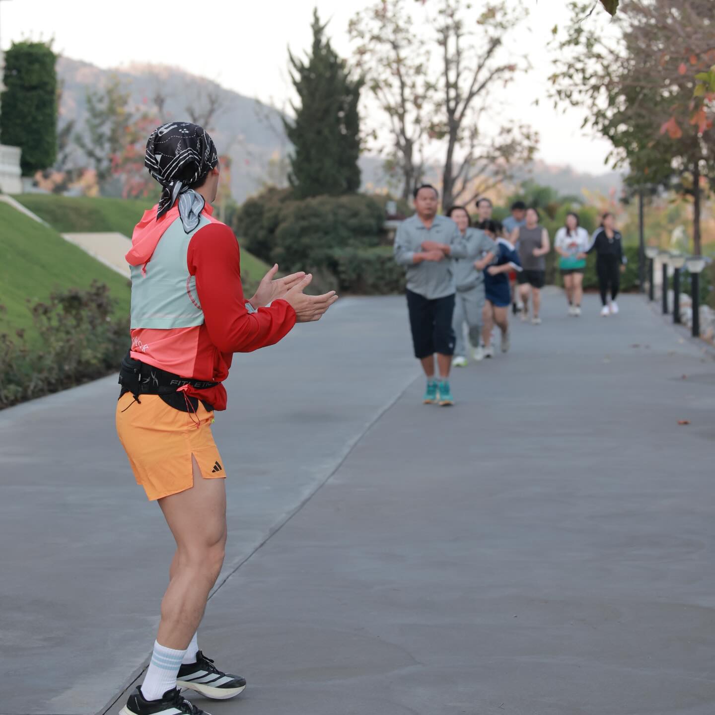 อั้ม - อธิชาติ ชุมนานนท์