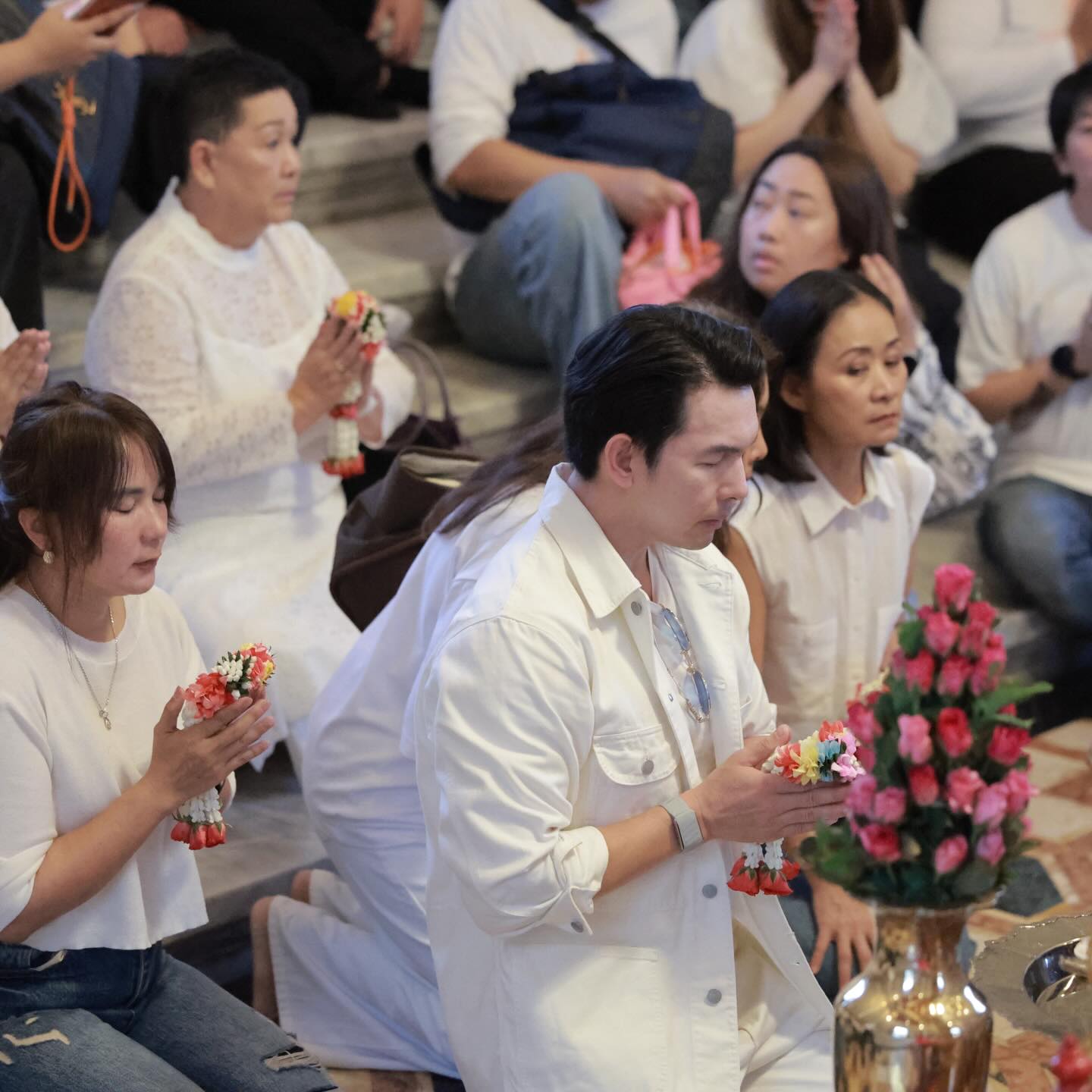 อั้ม - อธิชาติ ชุมนานนท์