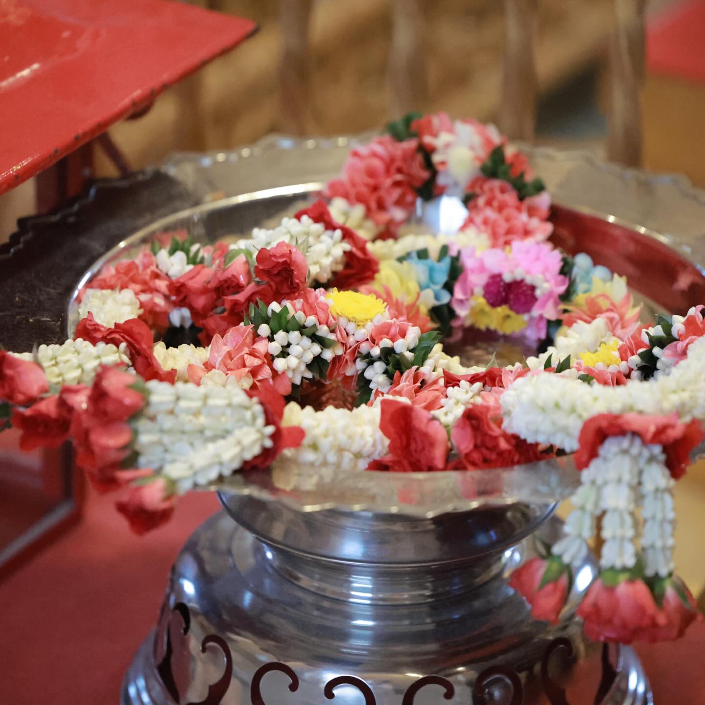 อั้ม - อธิชาติ ชุมนานนท์