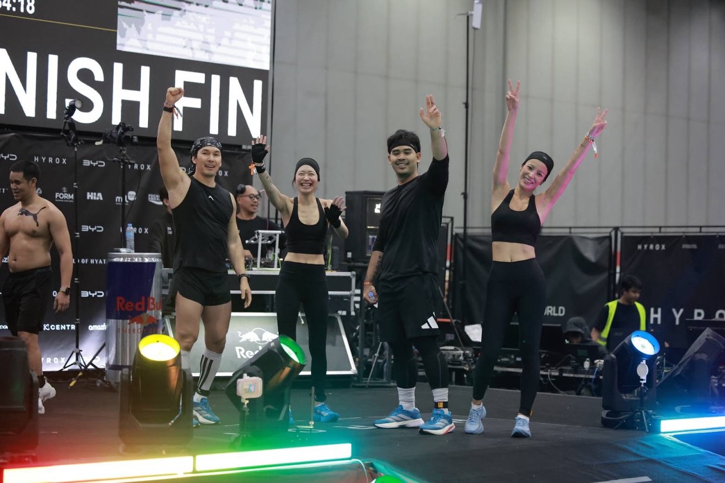 อั้ม - อธิชาติ ชุมนานนท์