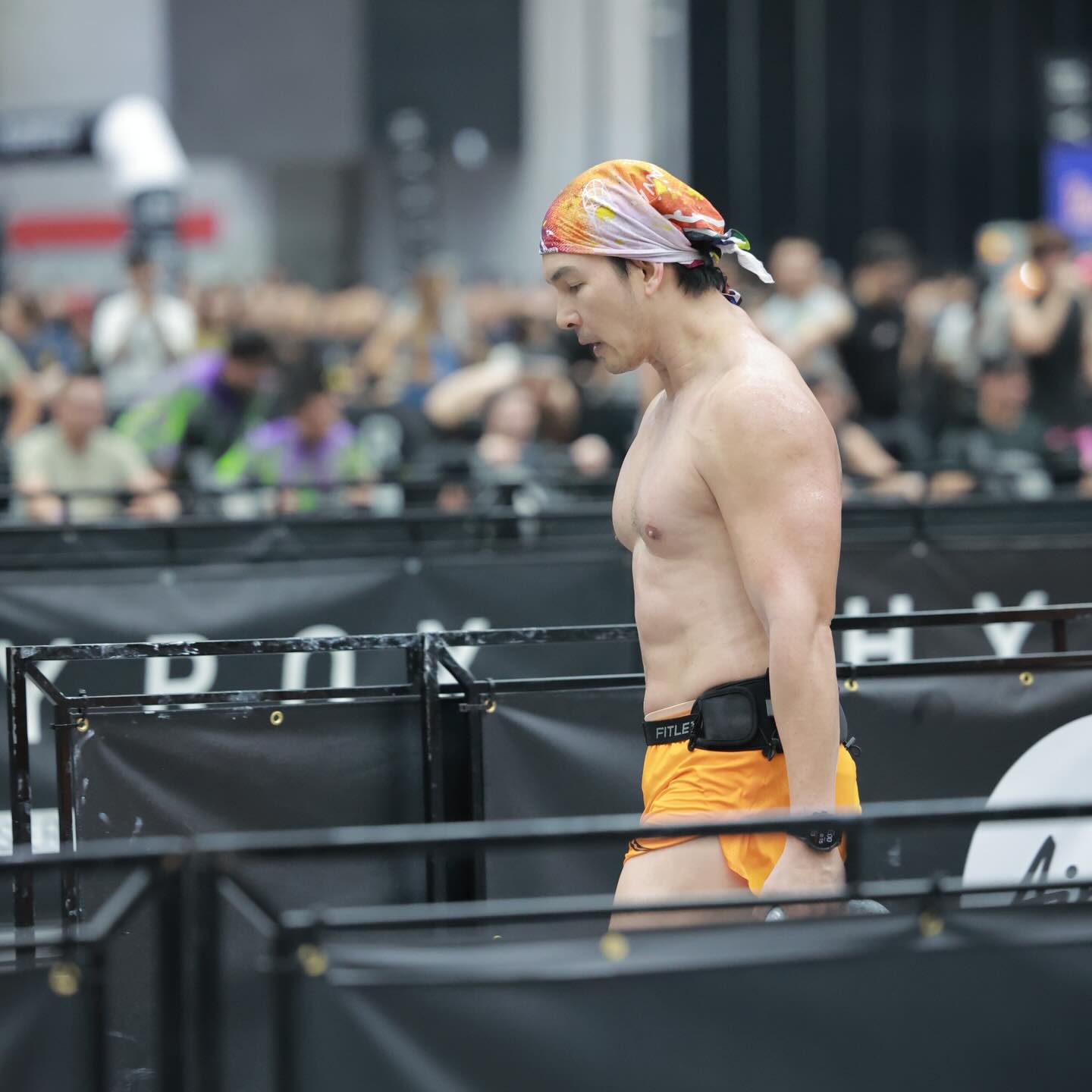 อั้ม - อธิชาติ ชุมนานนท์