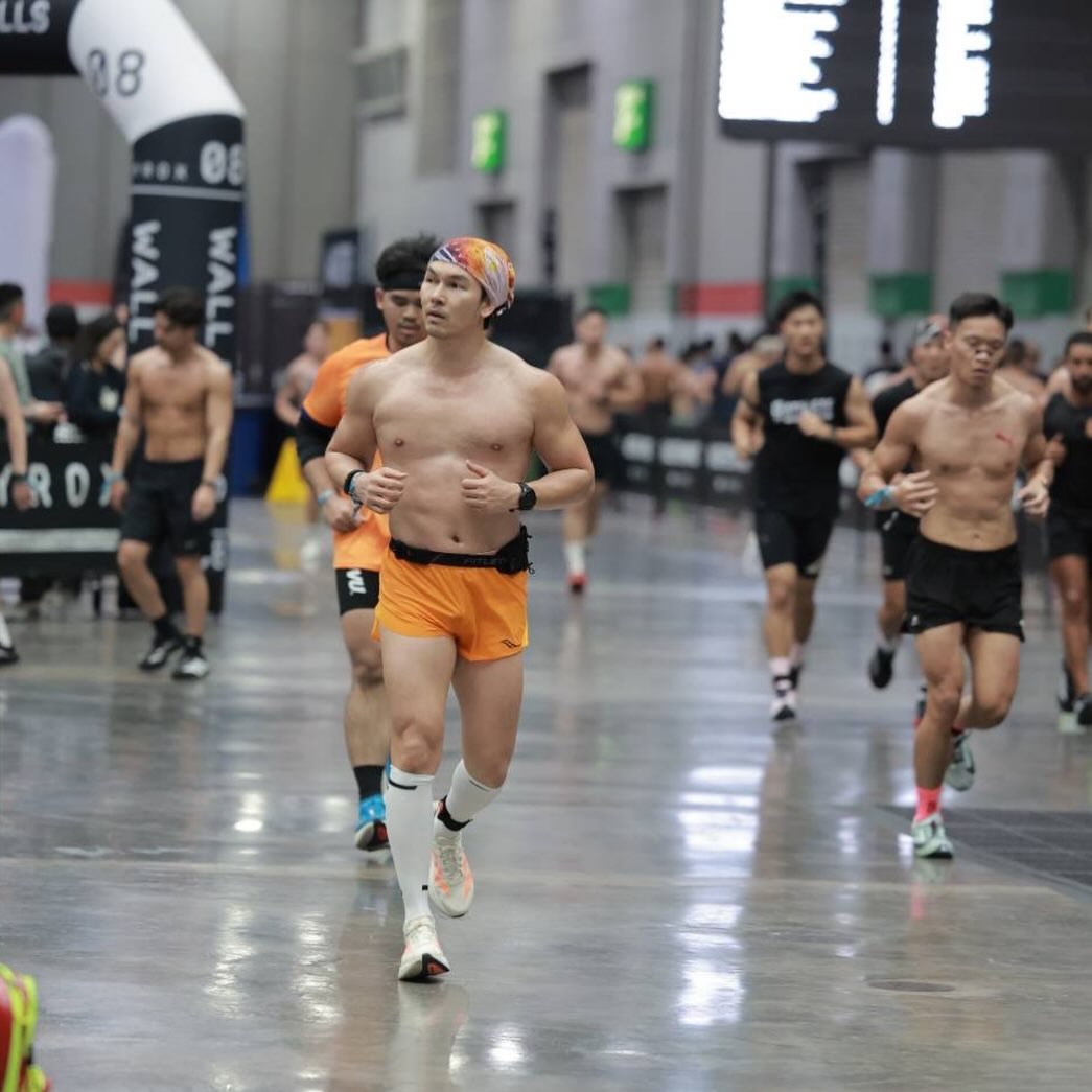 อั้ม - อธิชาติ ชุมนานนท์