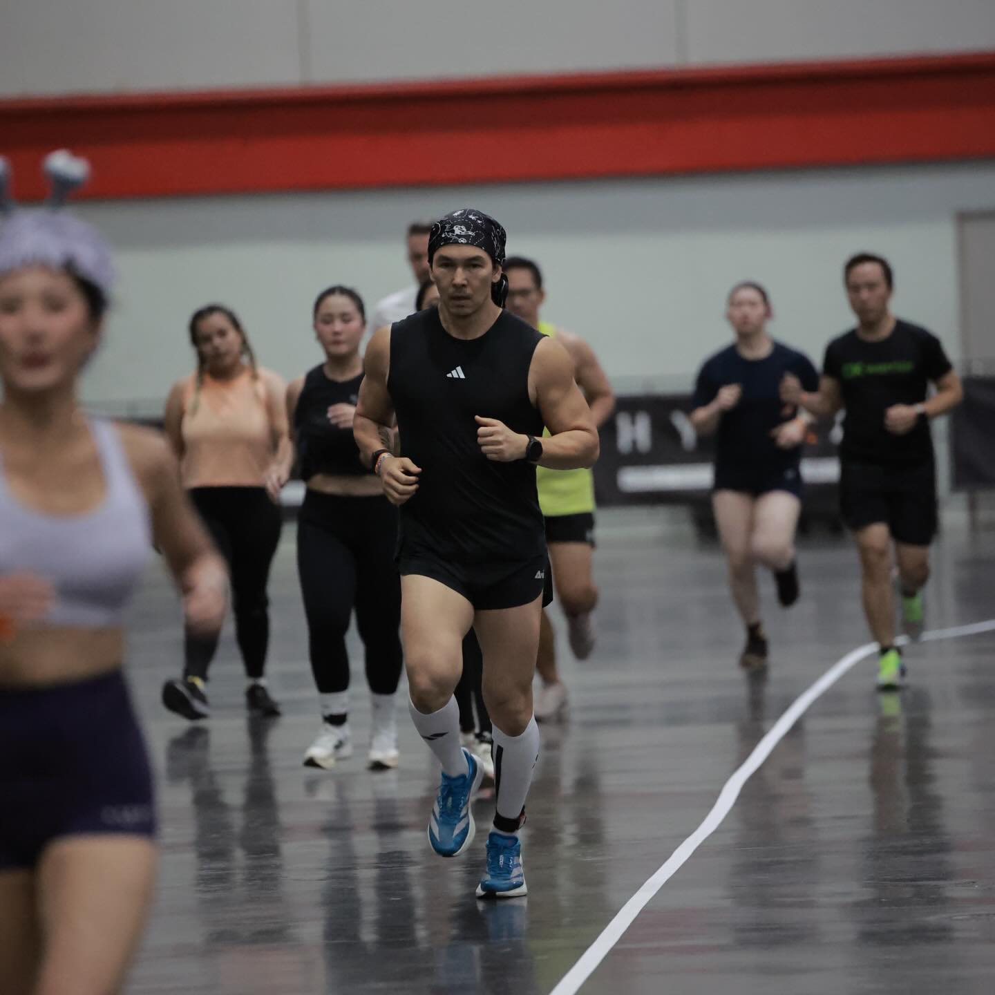 อั้ม - อธิชาติ ชุมนานนท์