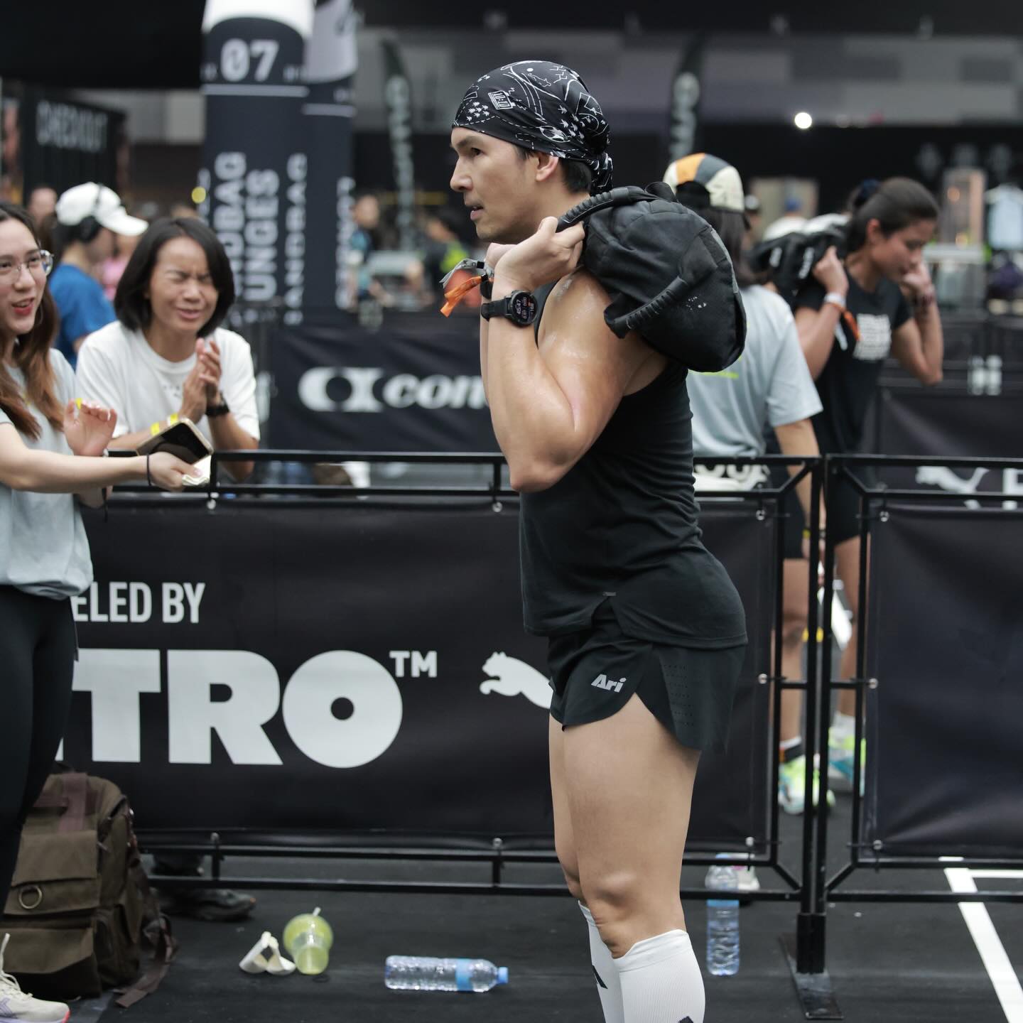 อั้ม - อธิชาติ ชุมนานนท์