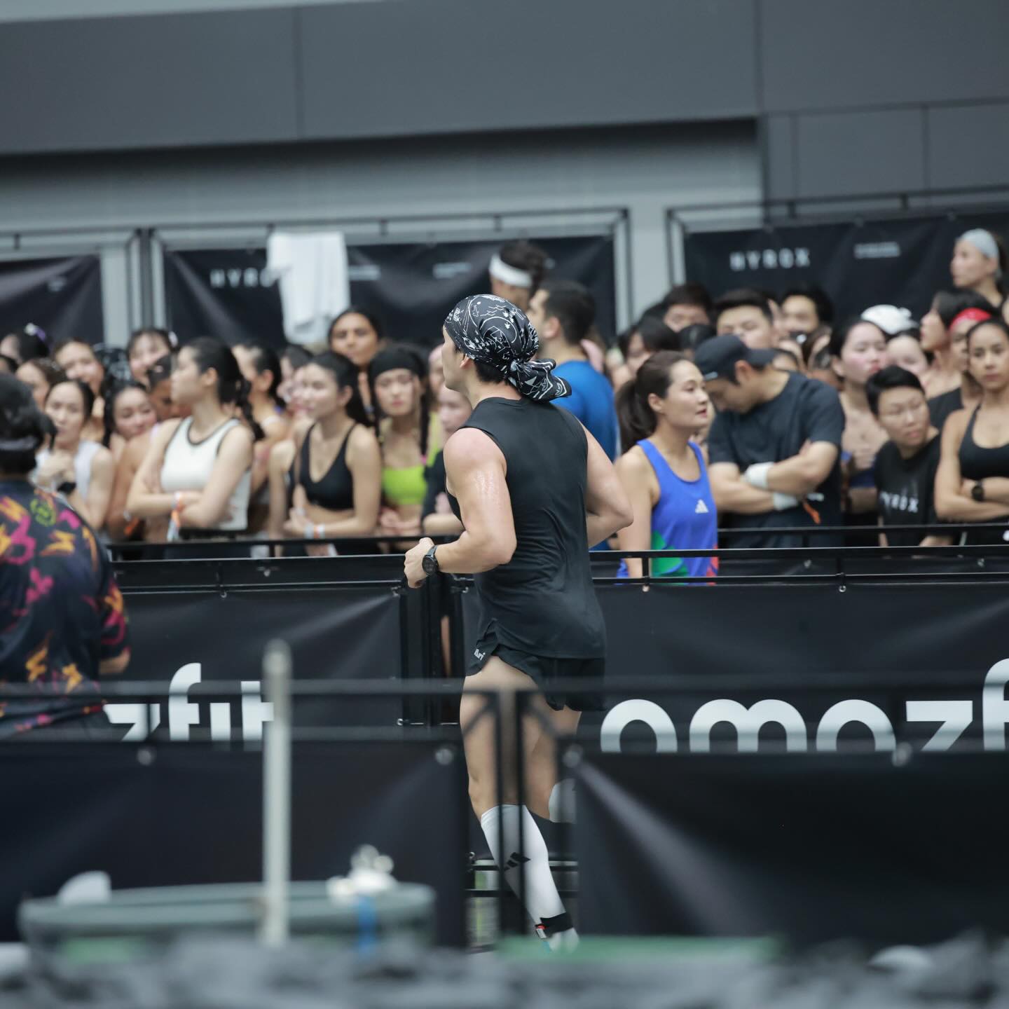 อั้ม - อธิชาติ ชุมนานนท์