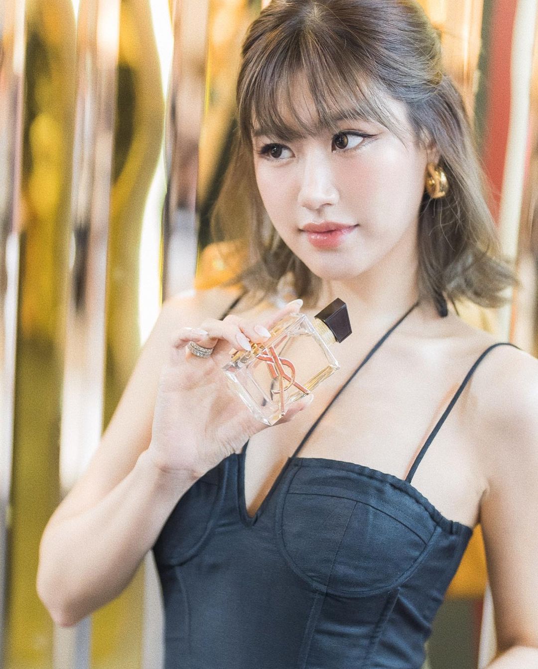 เฟย์ - พรปวีณ์ นีระสิงห์