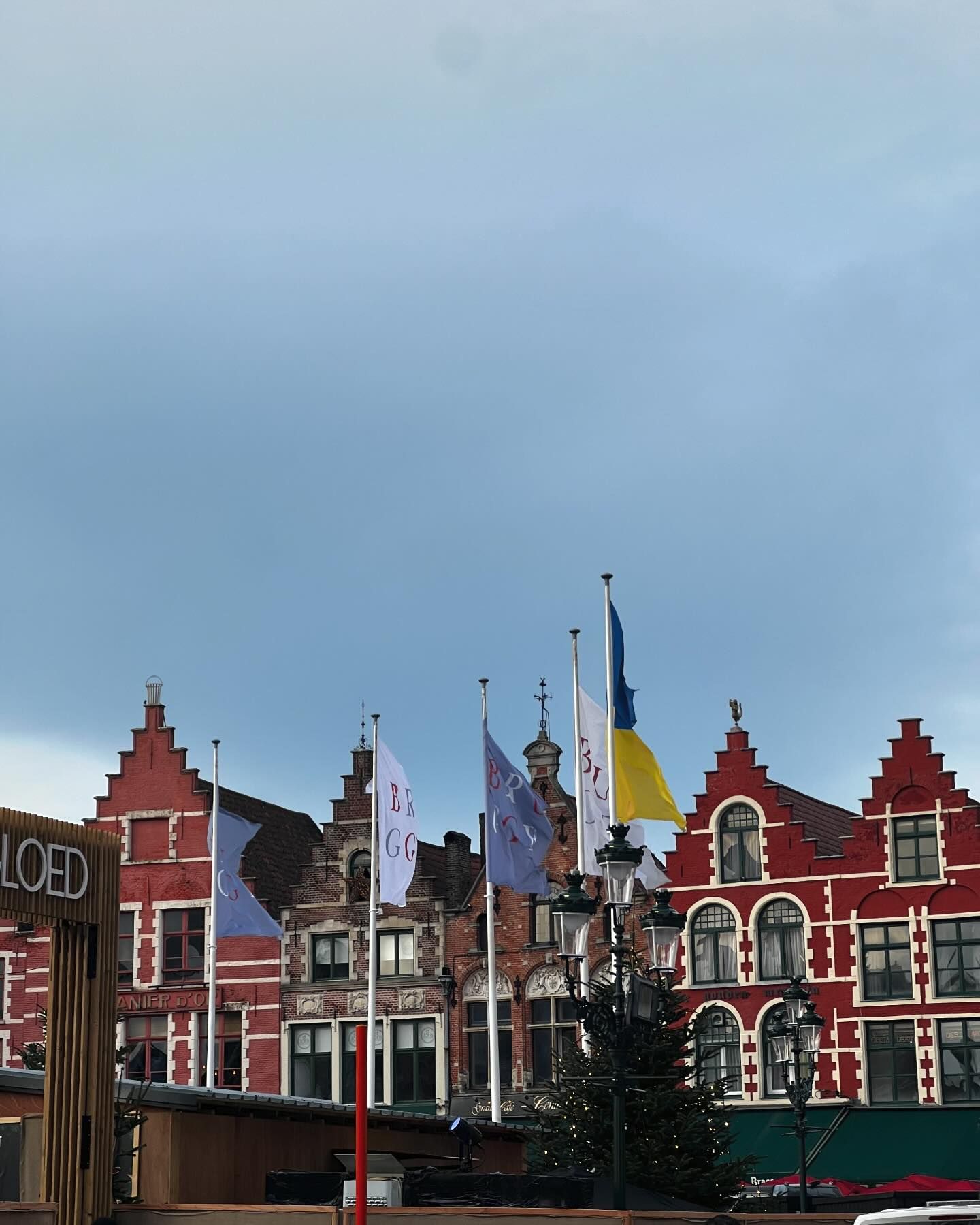 เฟย์ - พรปวีณ์ นีระสิงห์