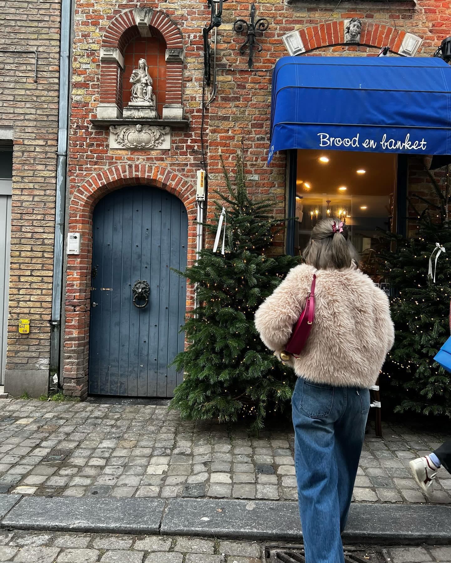 เฟย์ - พรปวีณ์ นีระสิงห์