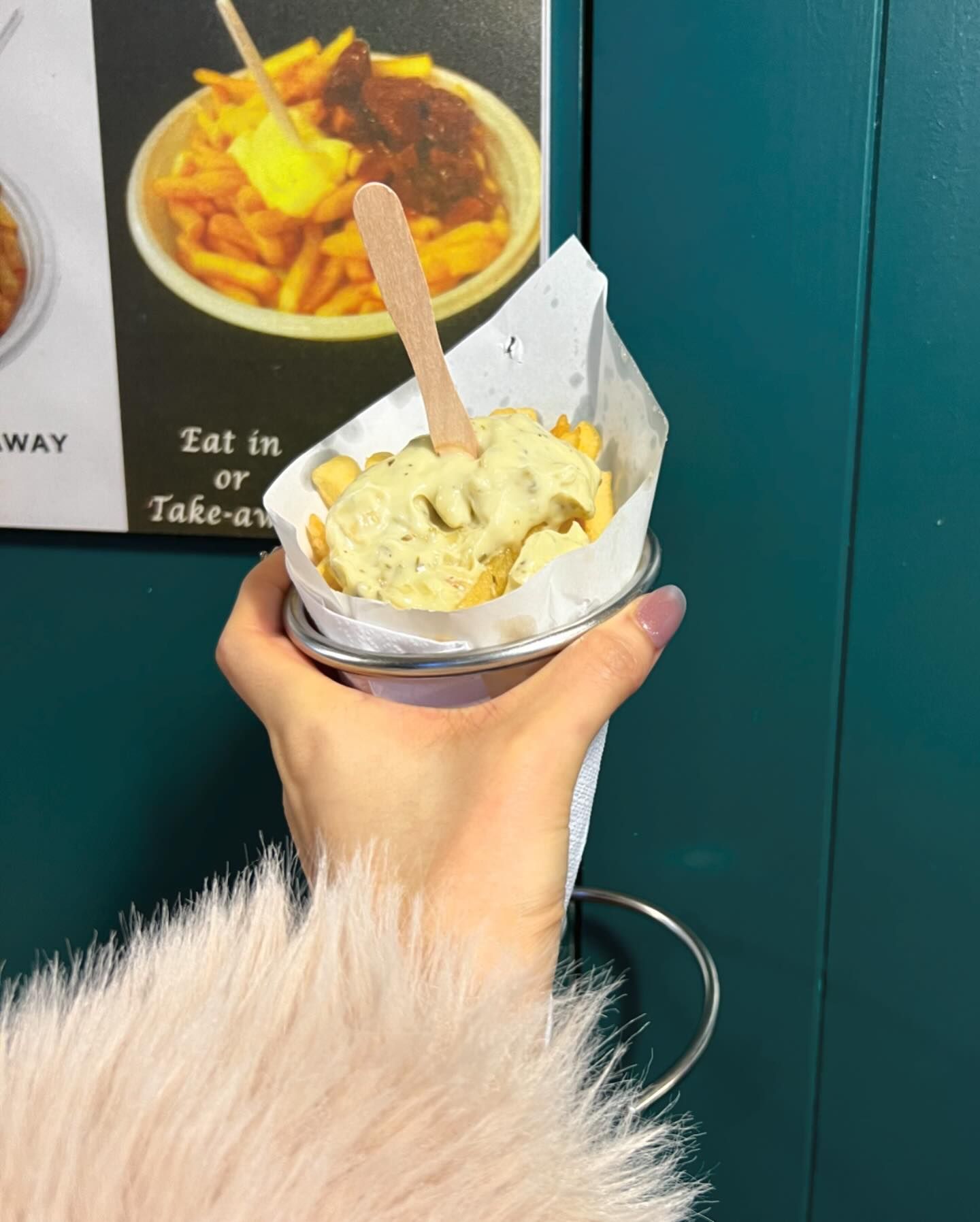 เฟย์ - พรปวีณ์ นีระสิงห์