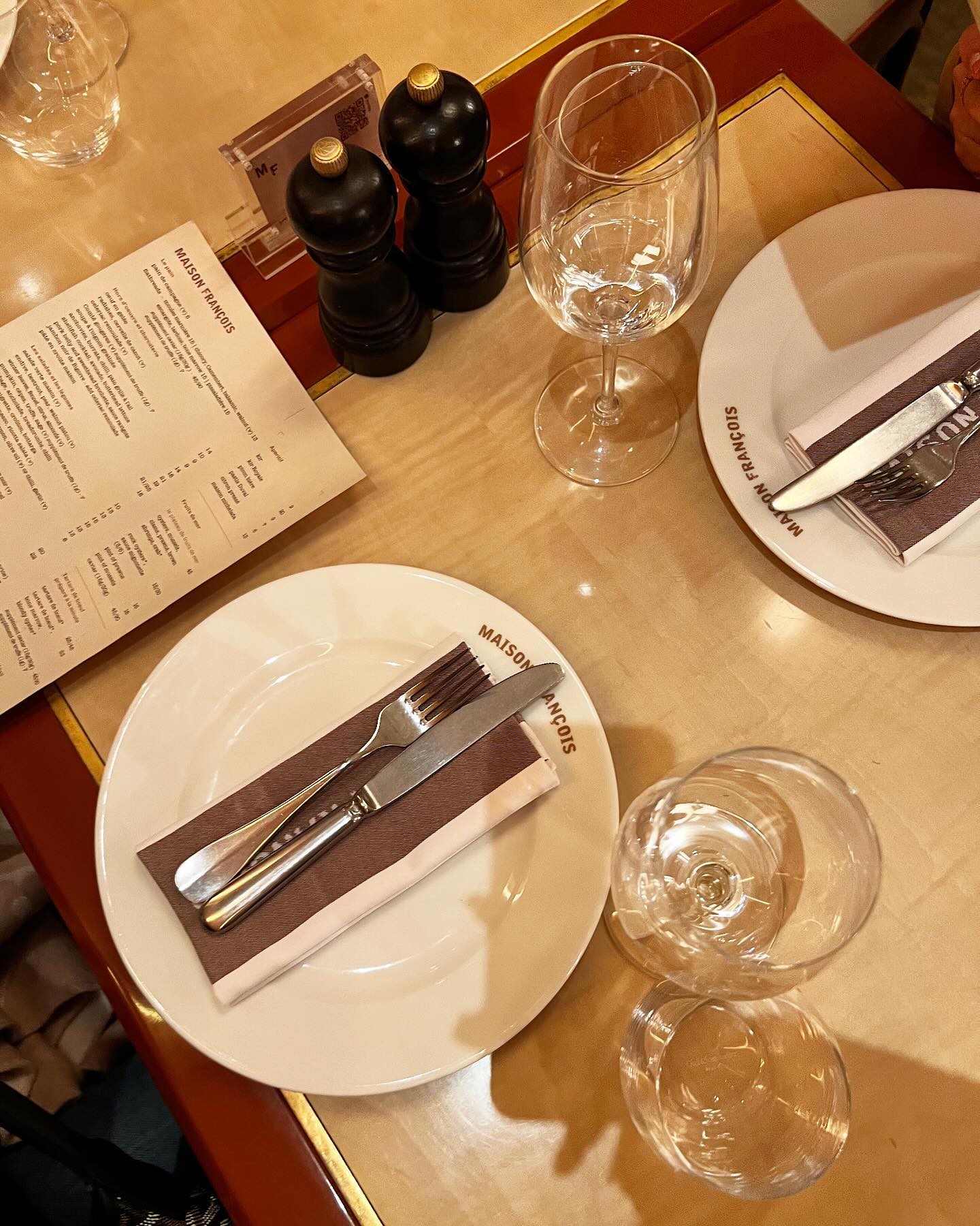 เฟย์ - พรปวีณ์ นีระสิงห์