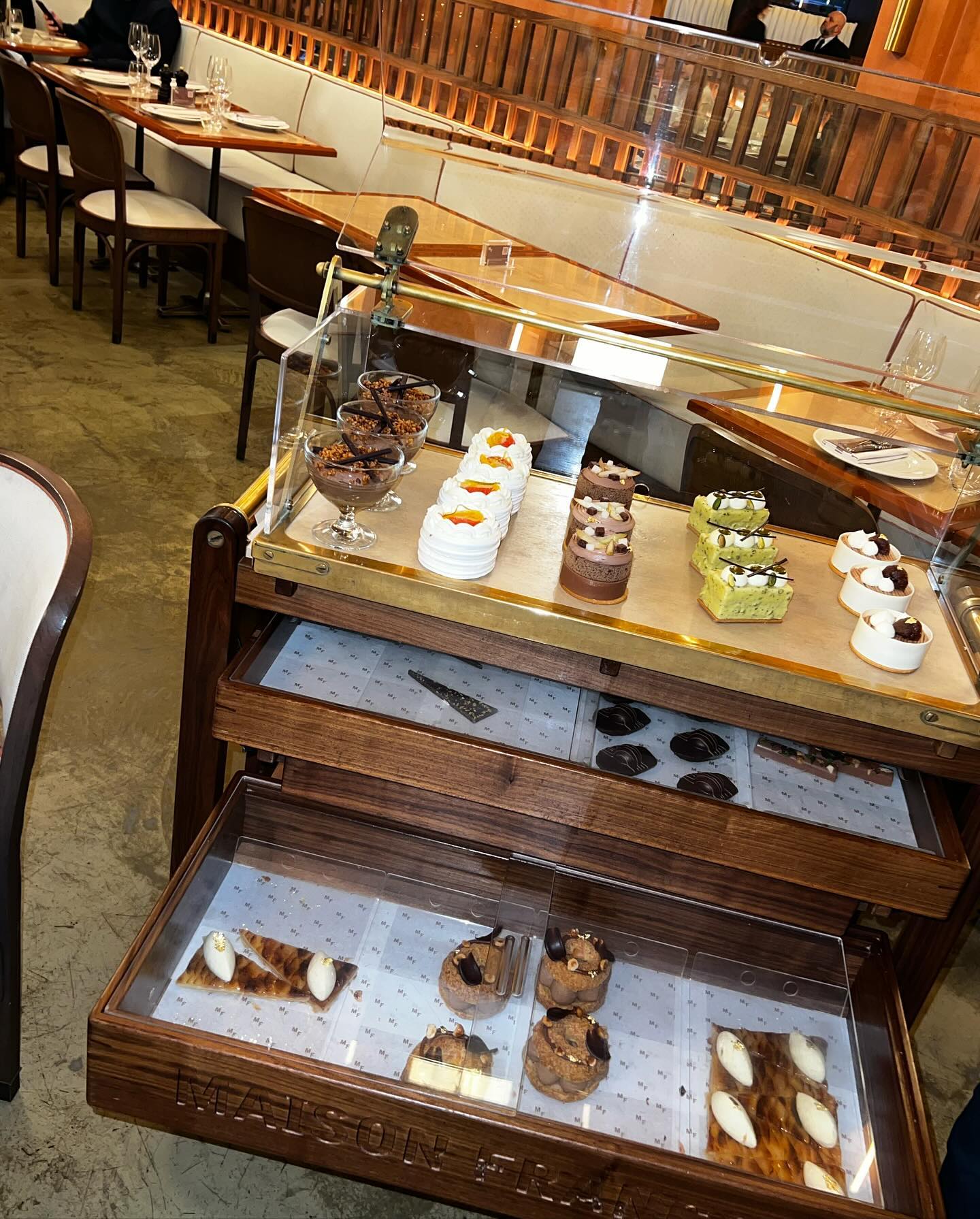 เฟย์ - พรปวีณ์ นีระสิงห์