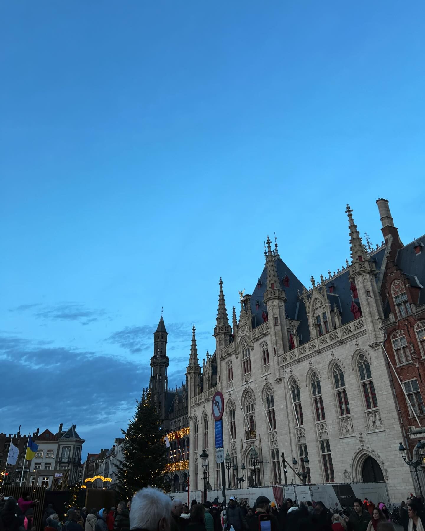 เฟย์ - พรปวีณ์ นีระสิงห์