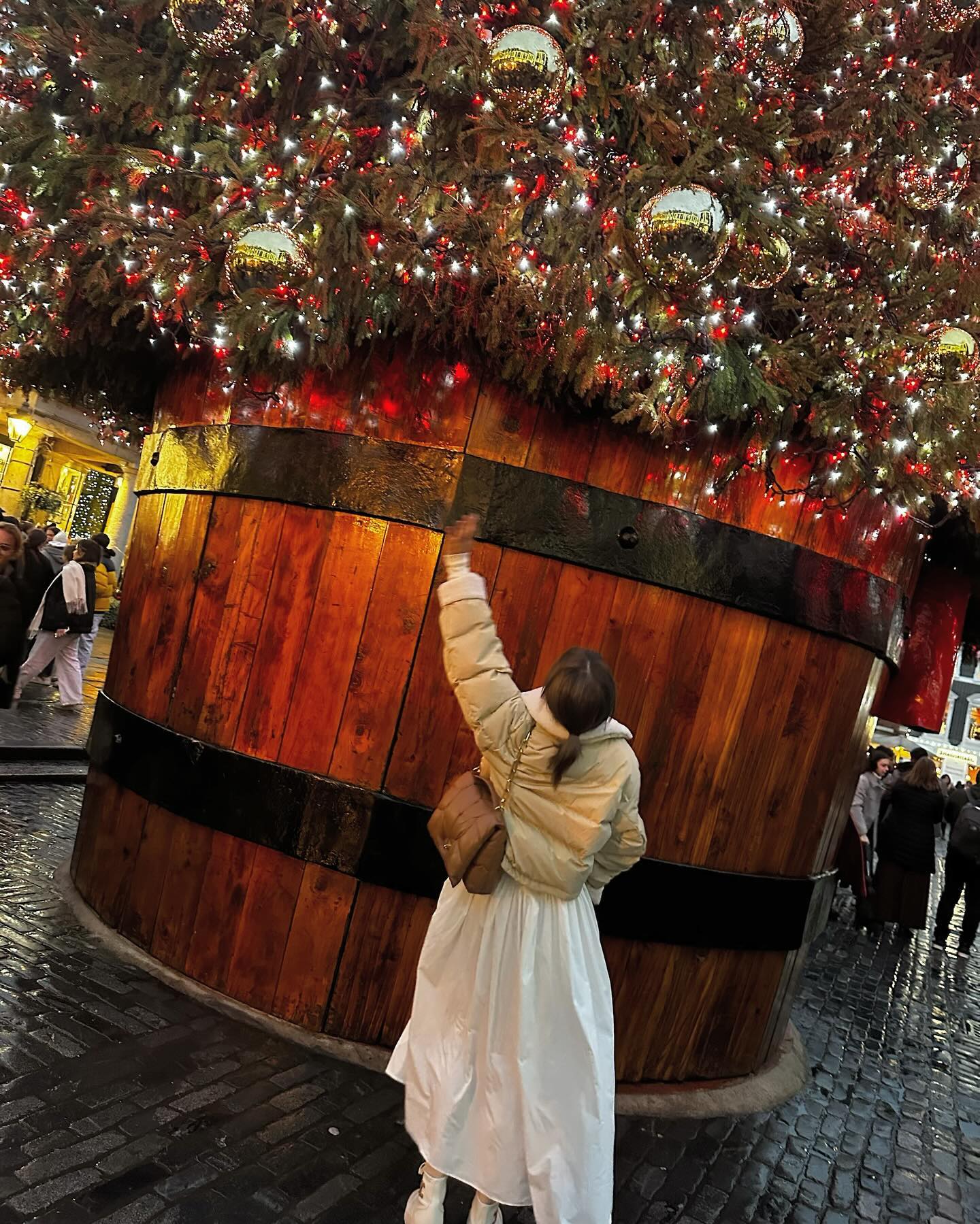 เฟย์ - พรปวีณ์ นีระสิงห์