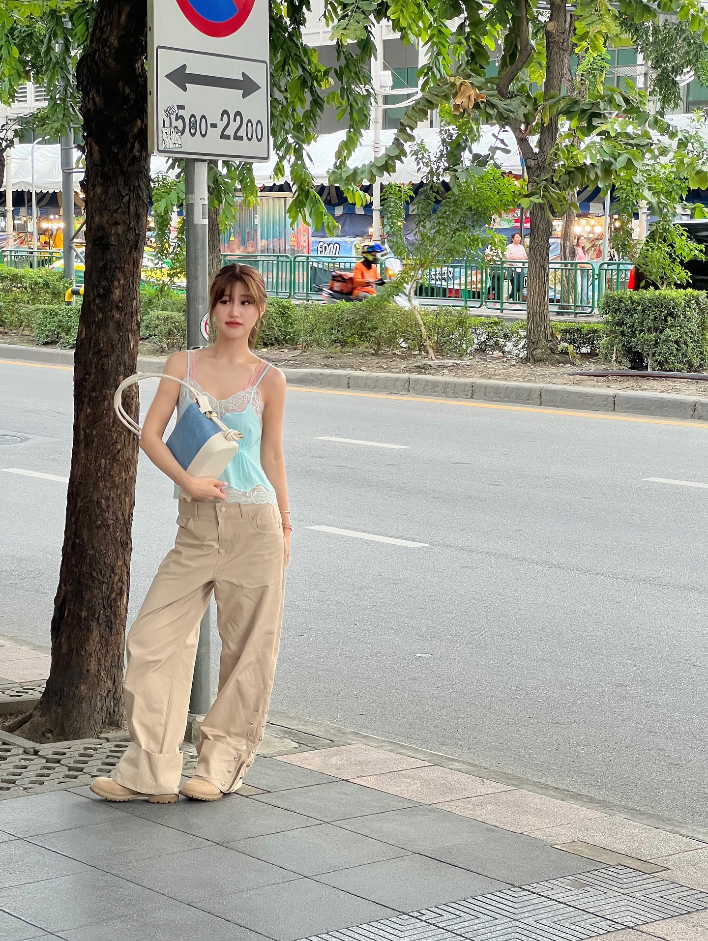 เฟย์ - พรปวีณ์ นีระสิงห์
