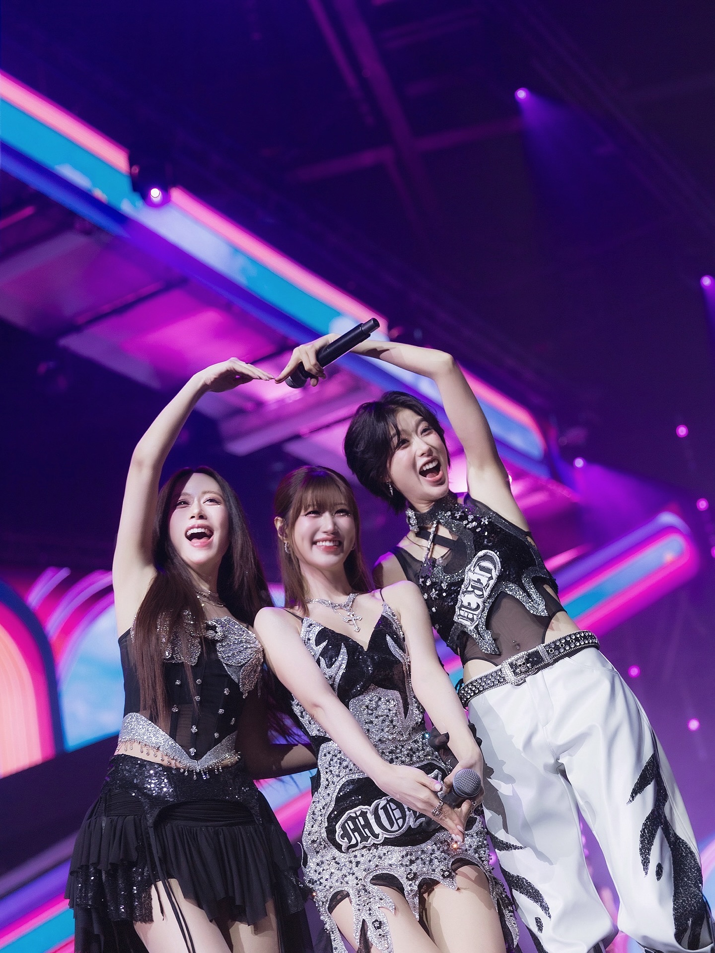 เฟย์ - พรปวีณ์ นีระสิงห์