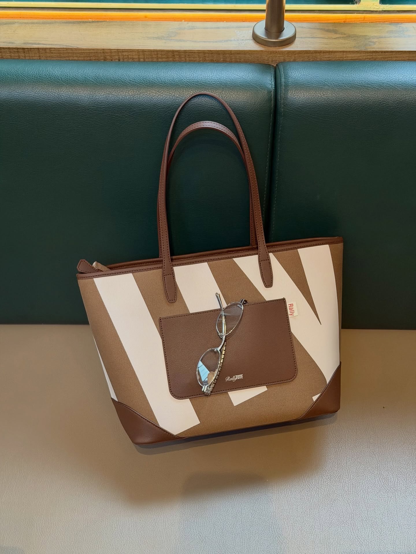 เฟย์ - พรปวีณ์ นีระสิงห์