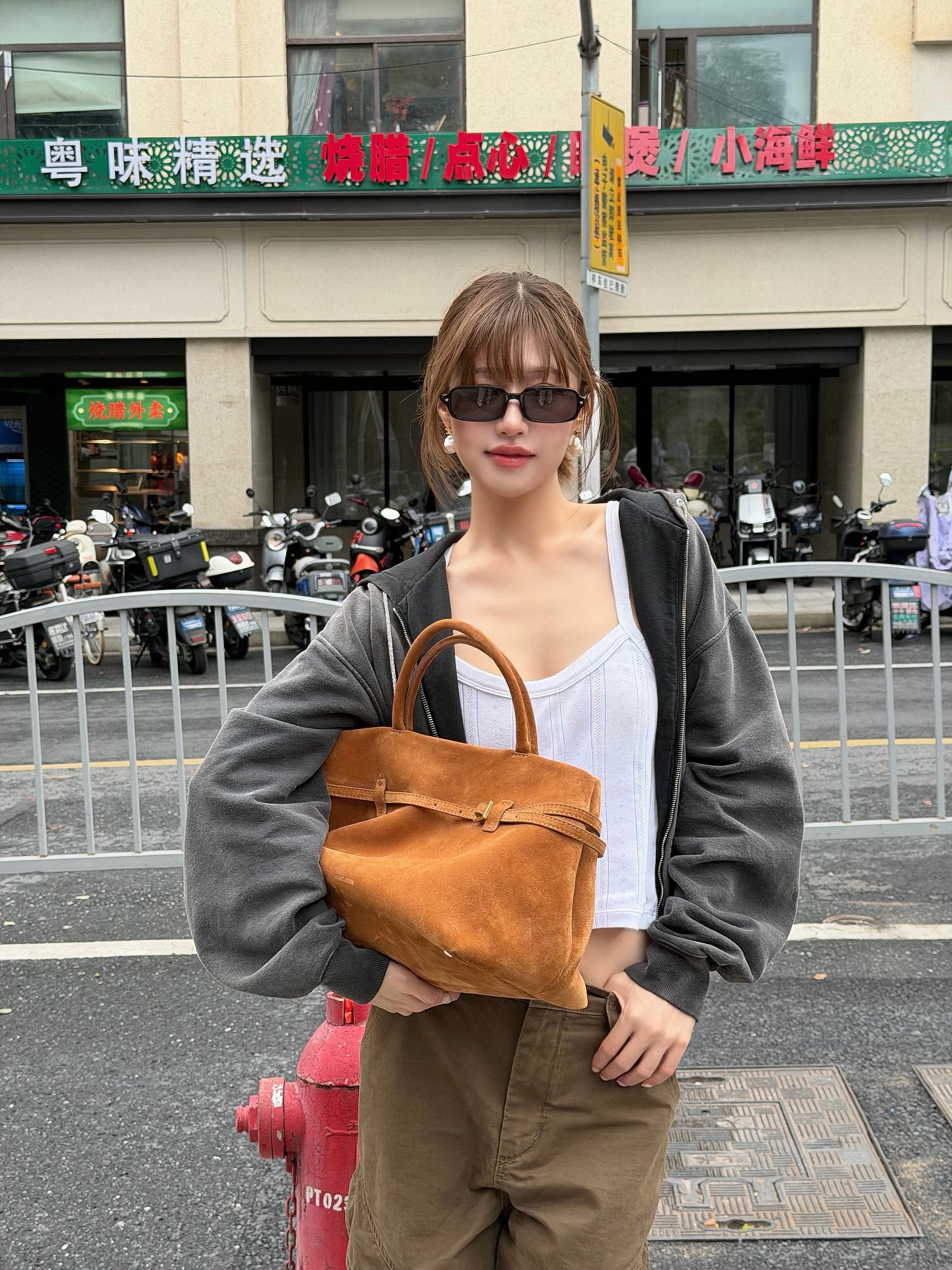 เฟย์ - พรปวีณ์ นีระสิงห์