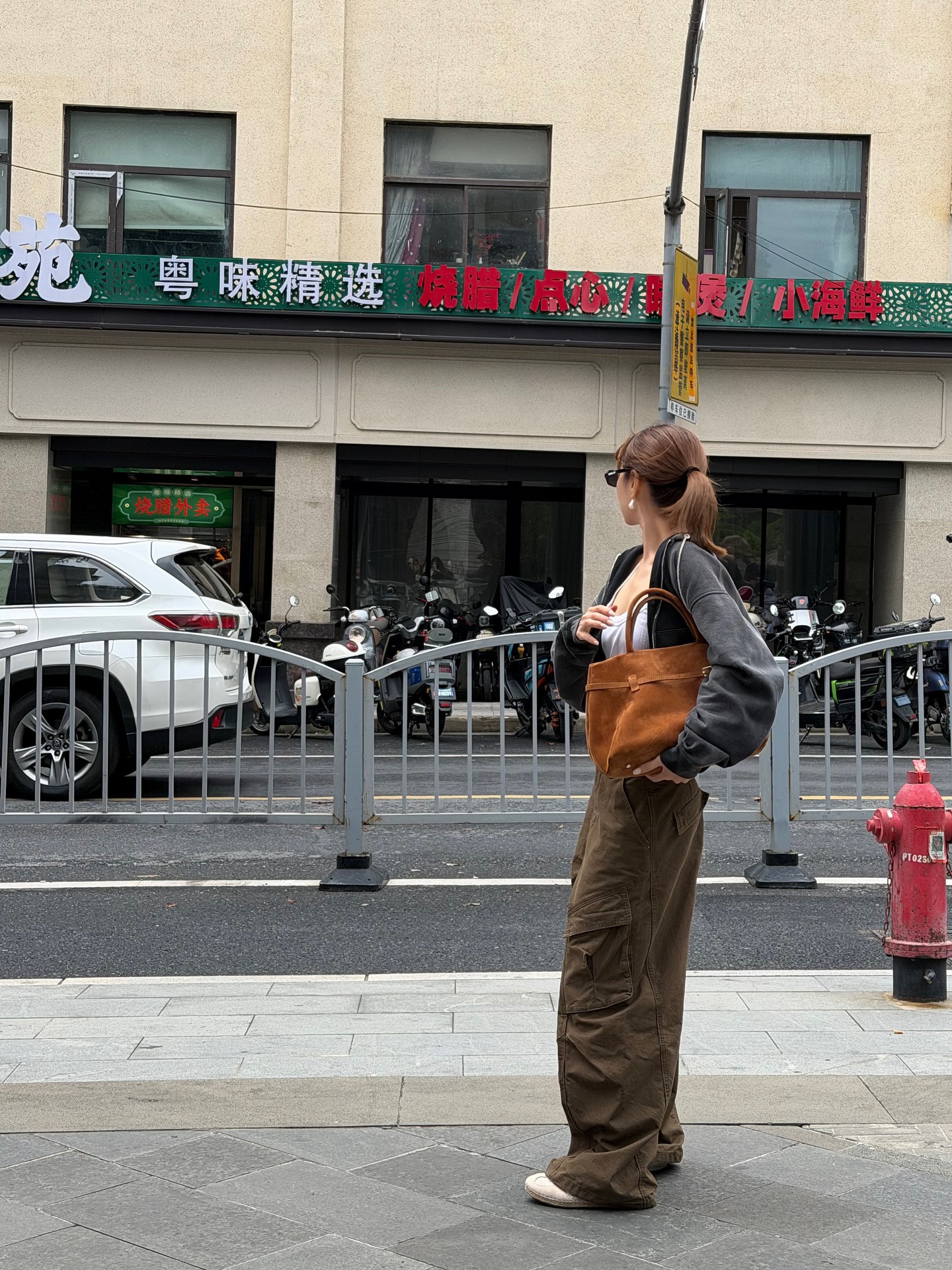 เฟย์ - พรปวีณ์ นีระสิงห์