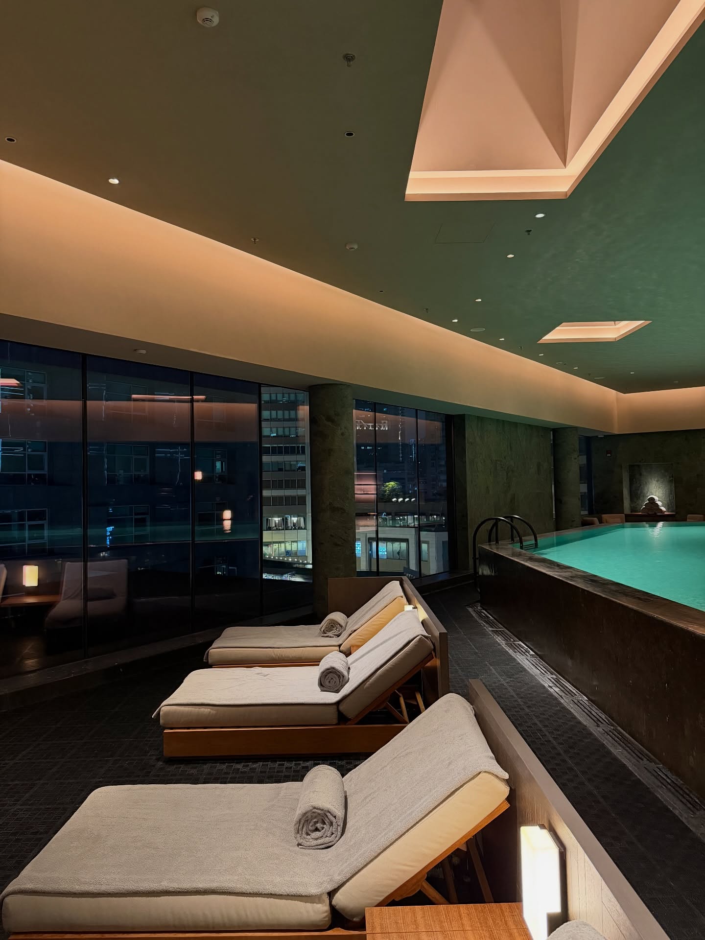 เฟย์ - พรปวีณ์ นีระสิงห์