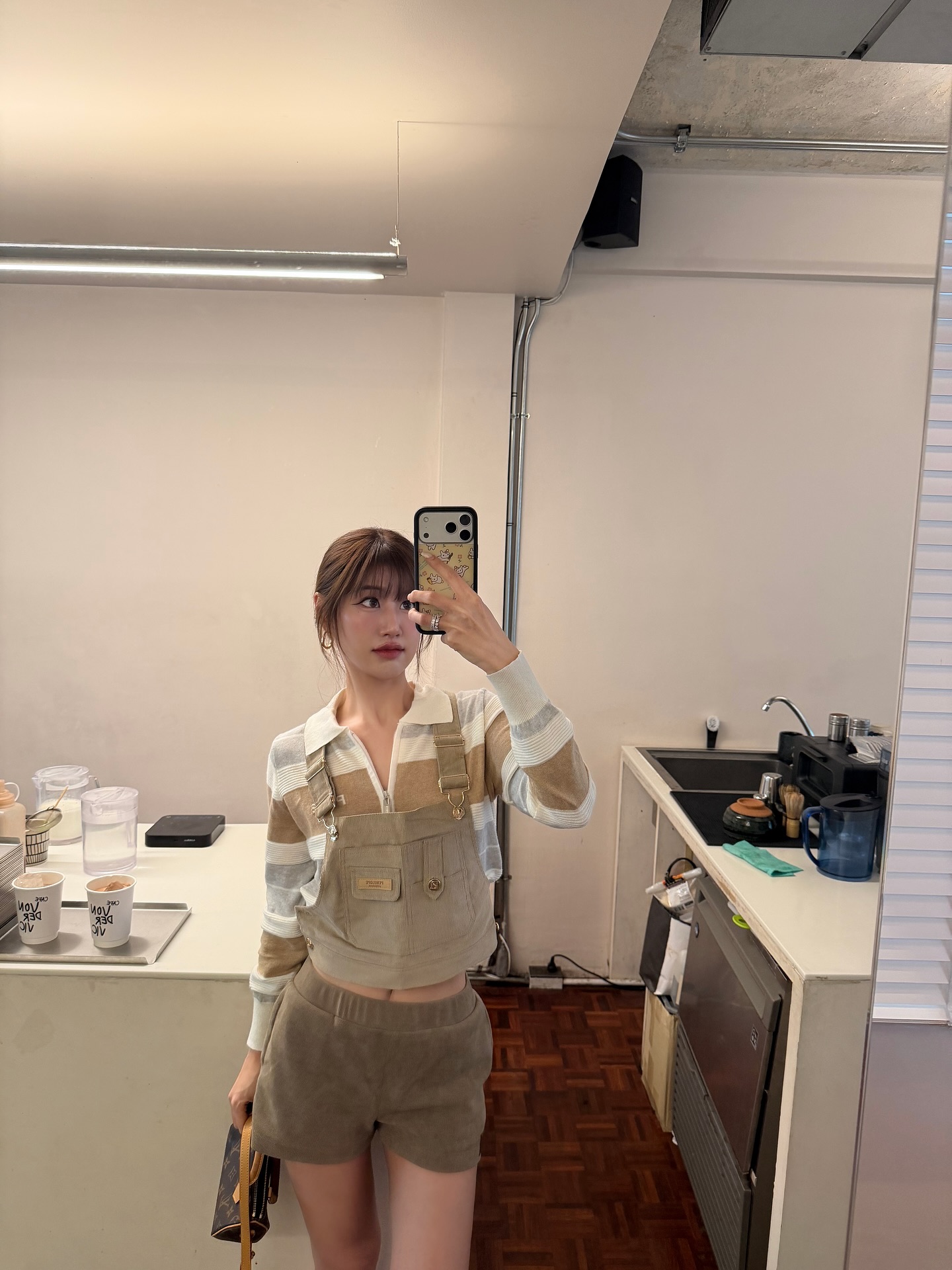 เฟย์ - พรปวีณ์ นีระสิงห์