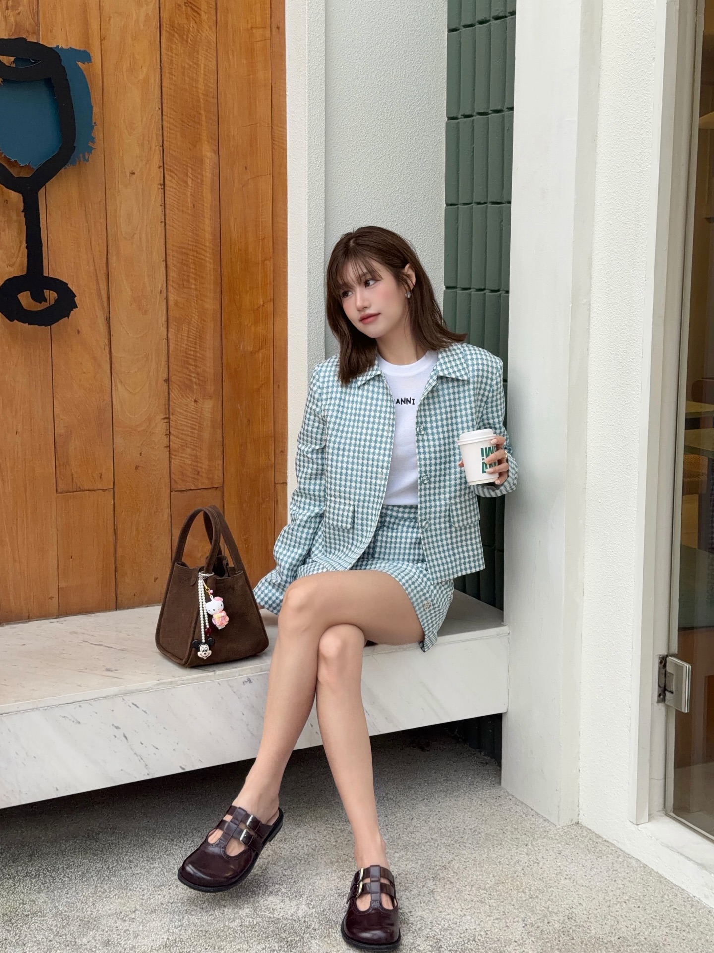 เฟย์ - พรปวีณ์ นีระสิงห์