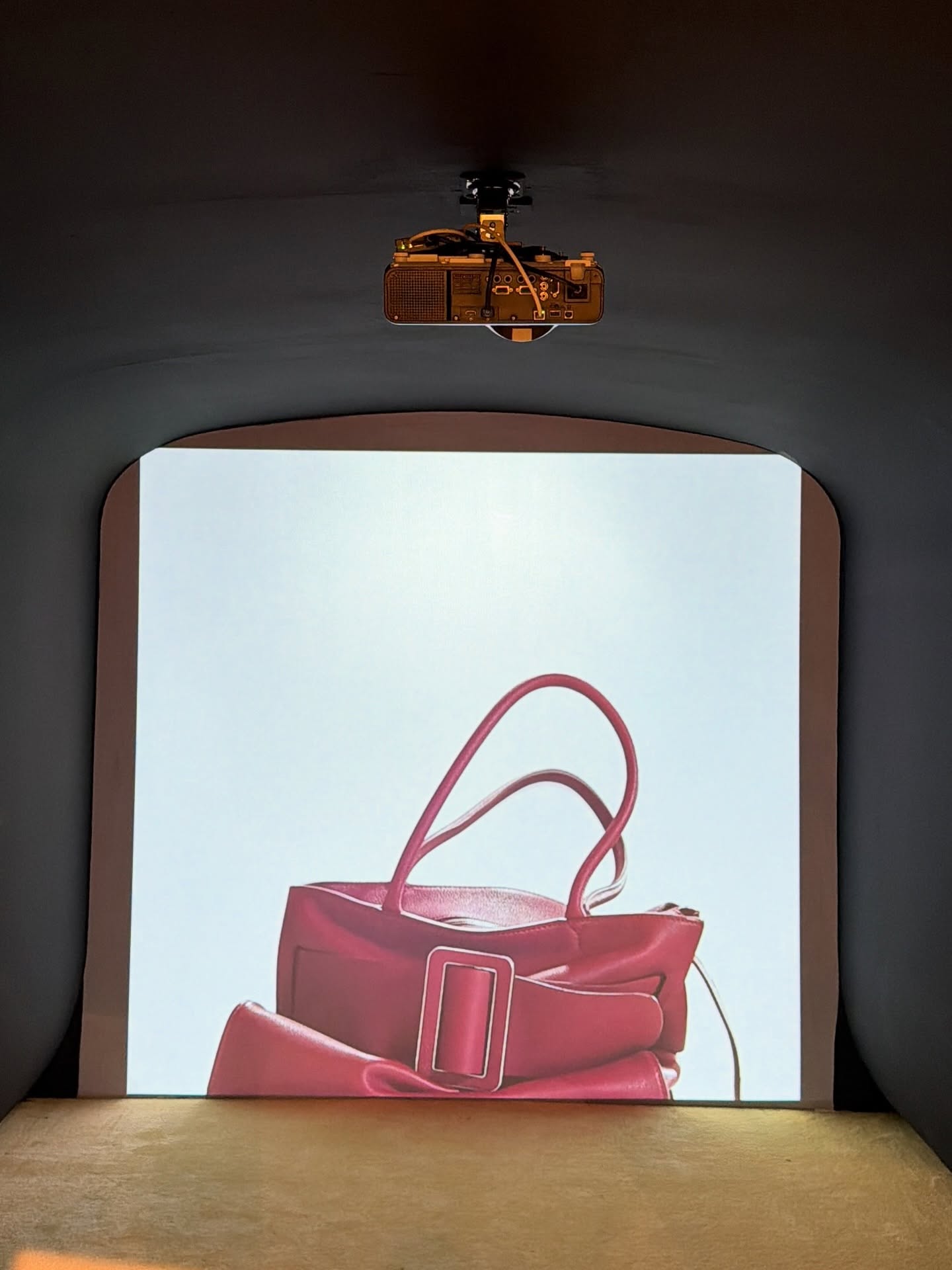 เฟย์ - พรปวีณ์ นีระสิงห์