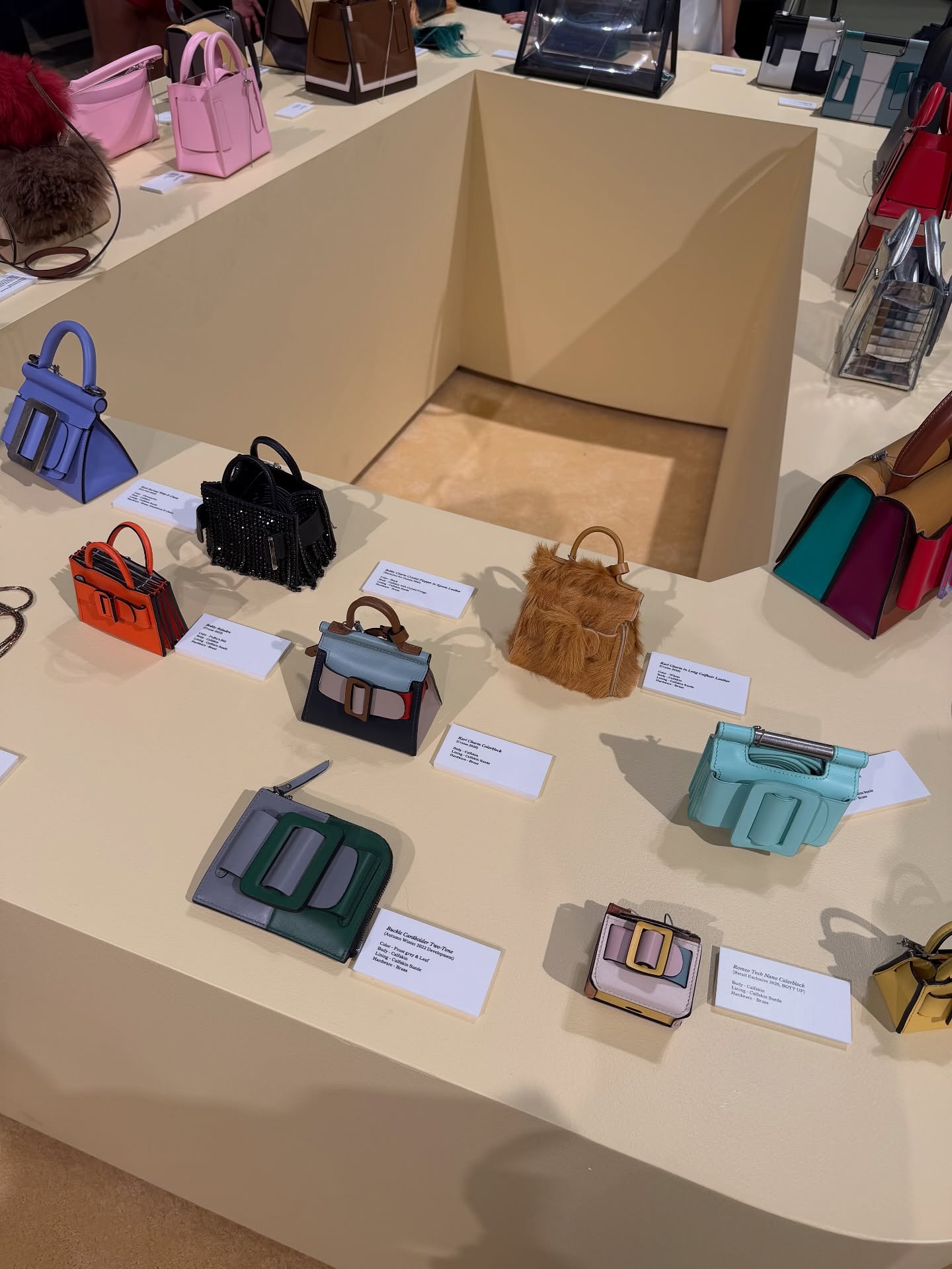 เฟย์ - พรปวีณ์ นีระสิงห์