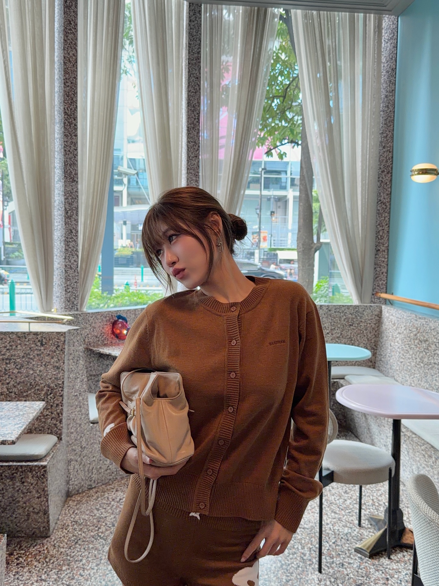 เฟย์ - พรปวีณ์ นีระสิงห์